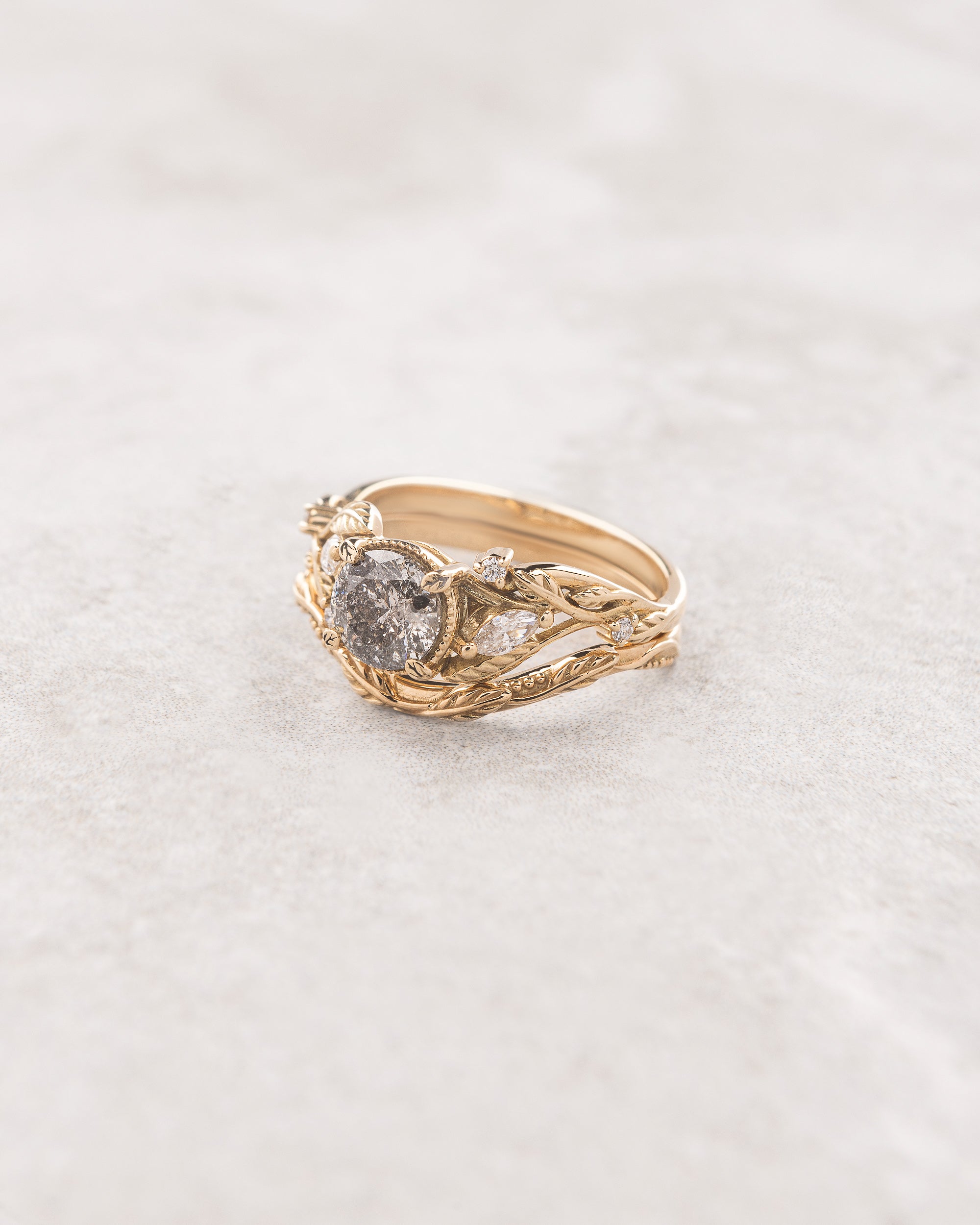 Patricia asymmetric | custom bridal ring set for round cut gemstone 6 mm - Eden Garden Jewelry™