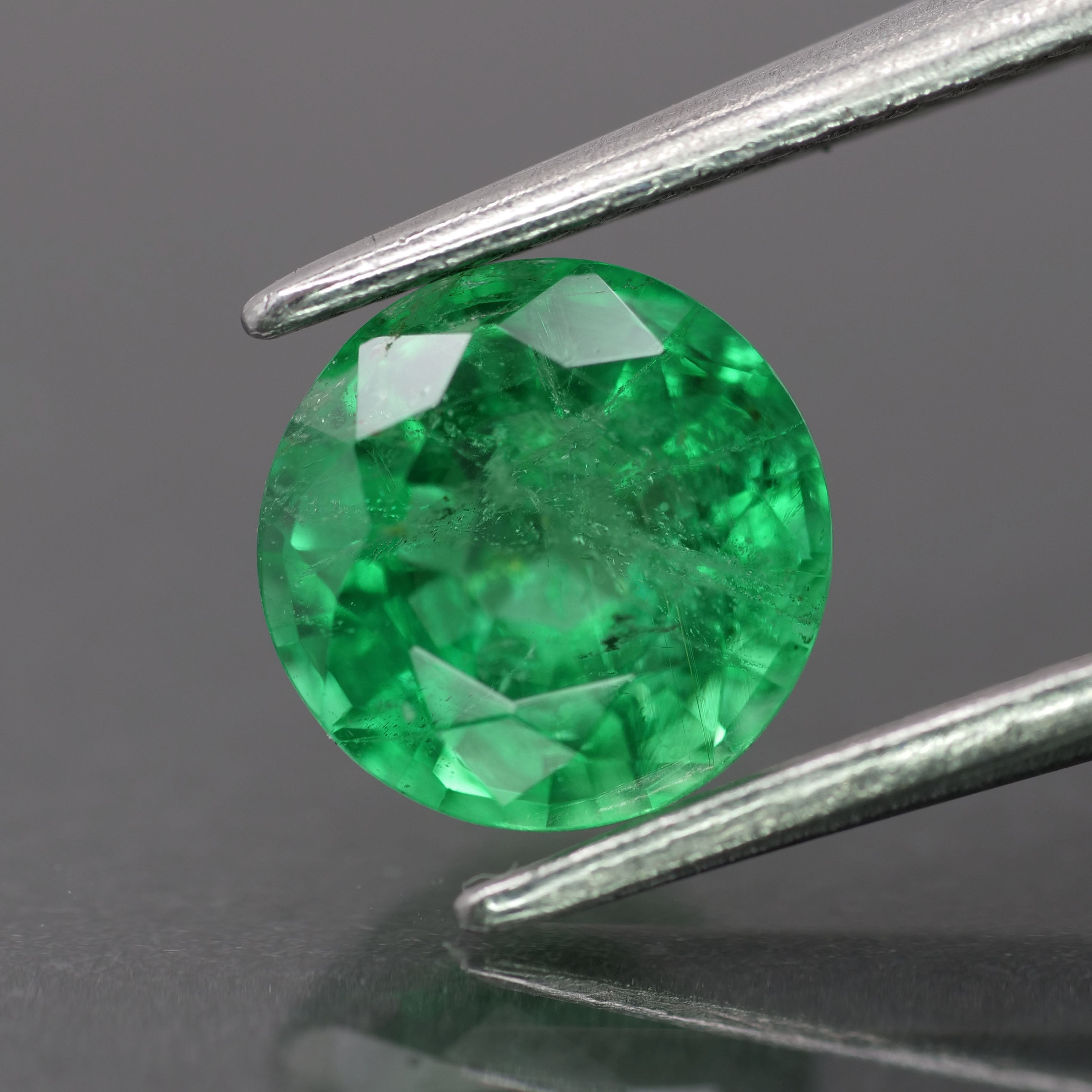 Emerald | natural, green color, round-cut, *7mm, 1.1ct - Eden Garden Jewelry™