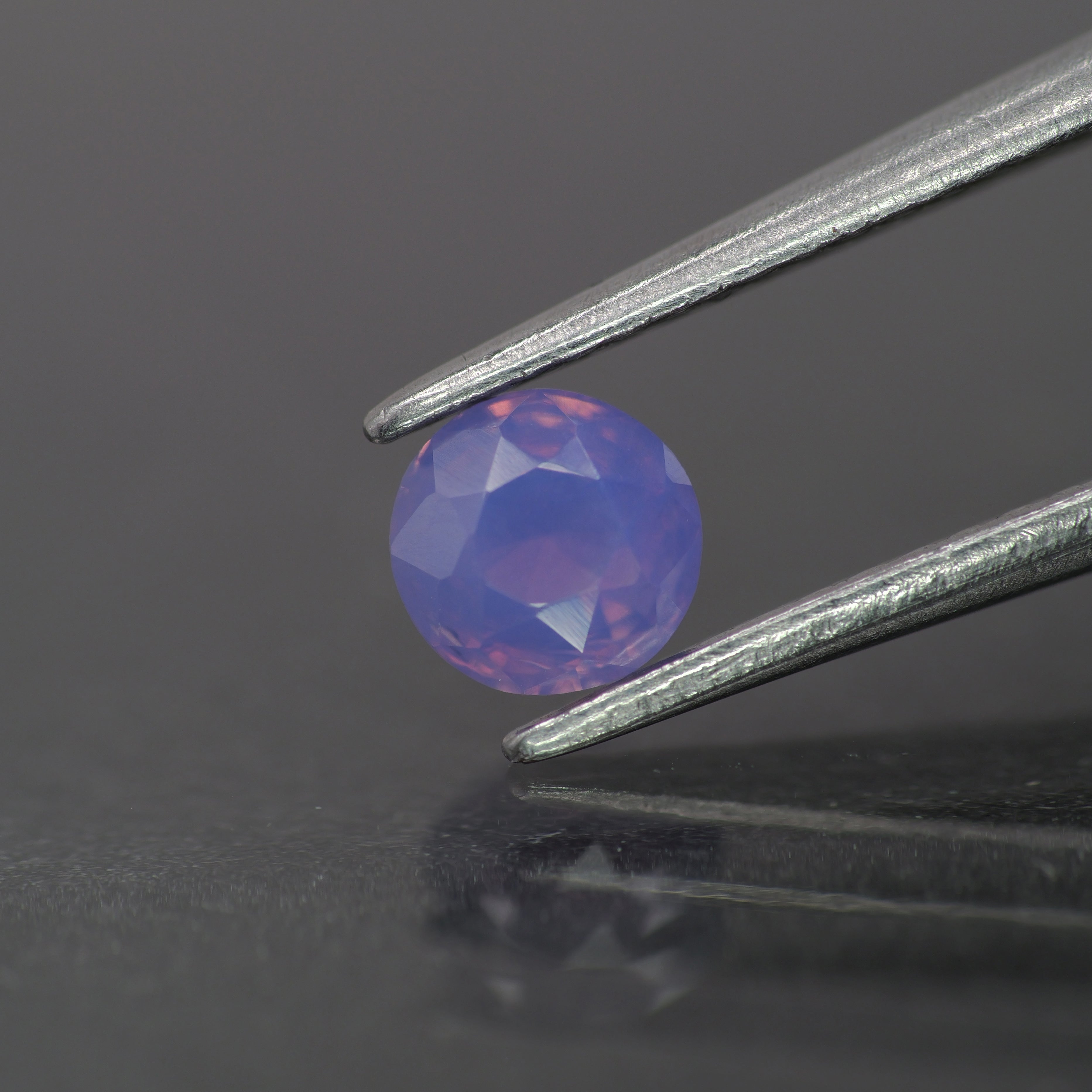 Opalescent sapphire | natural, pinkish purple color, round-cut, *5mm, *0.5ct - Eden Garden Jewelry™