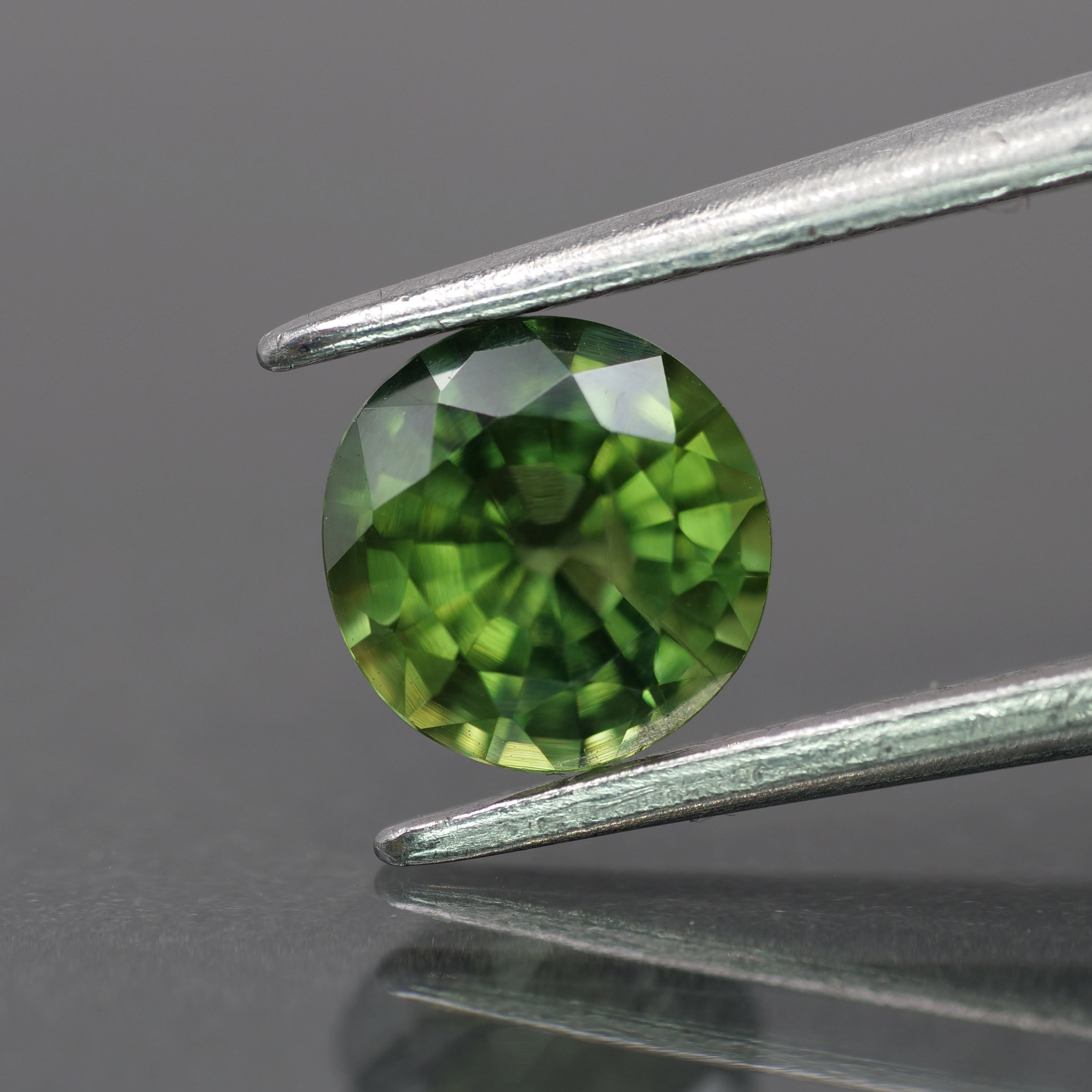 Sapphire | natural, green color, round-cut, 6mm, 1.1ct - Eden Garden Jewelry™