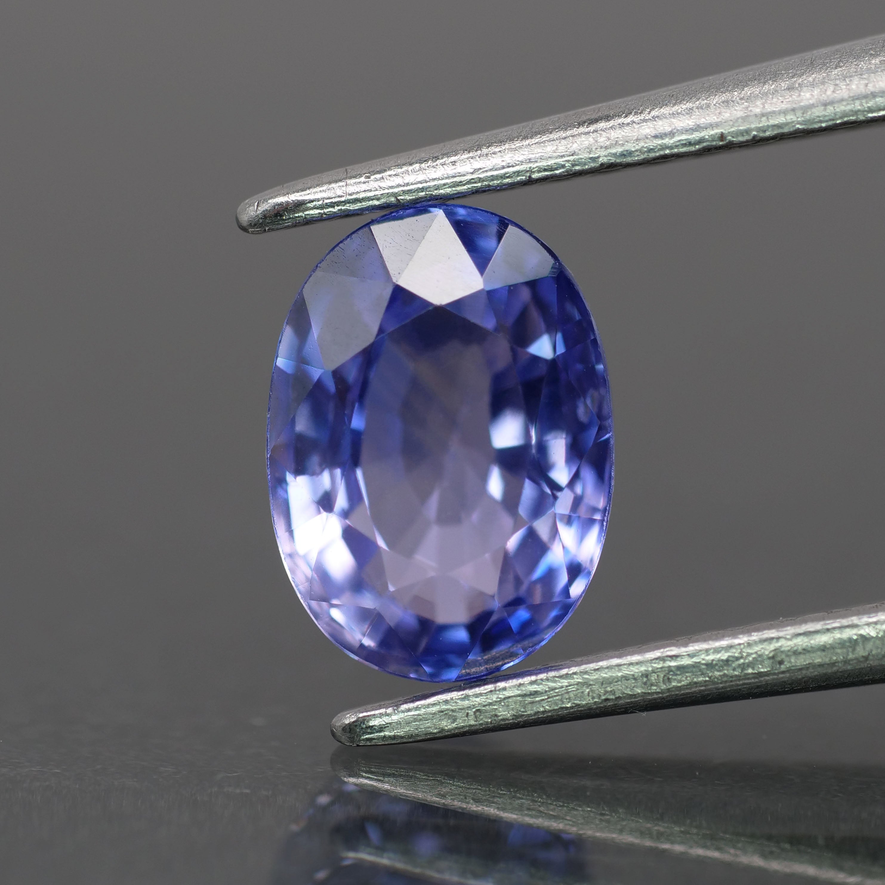 Sapphire | natural, purple color, oval-cut, *7x5mm, 1.5ct - Eden Garden Jewelry™