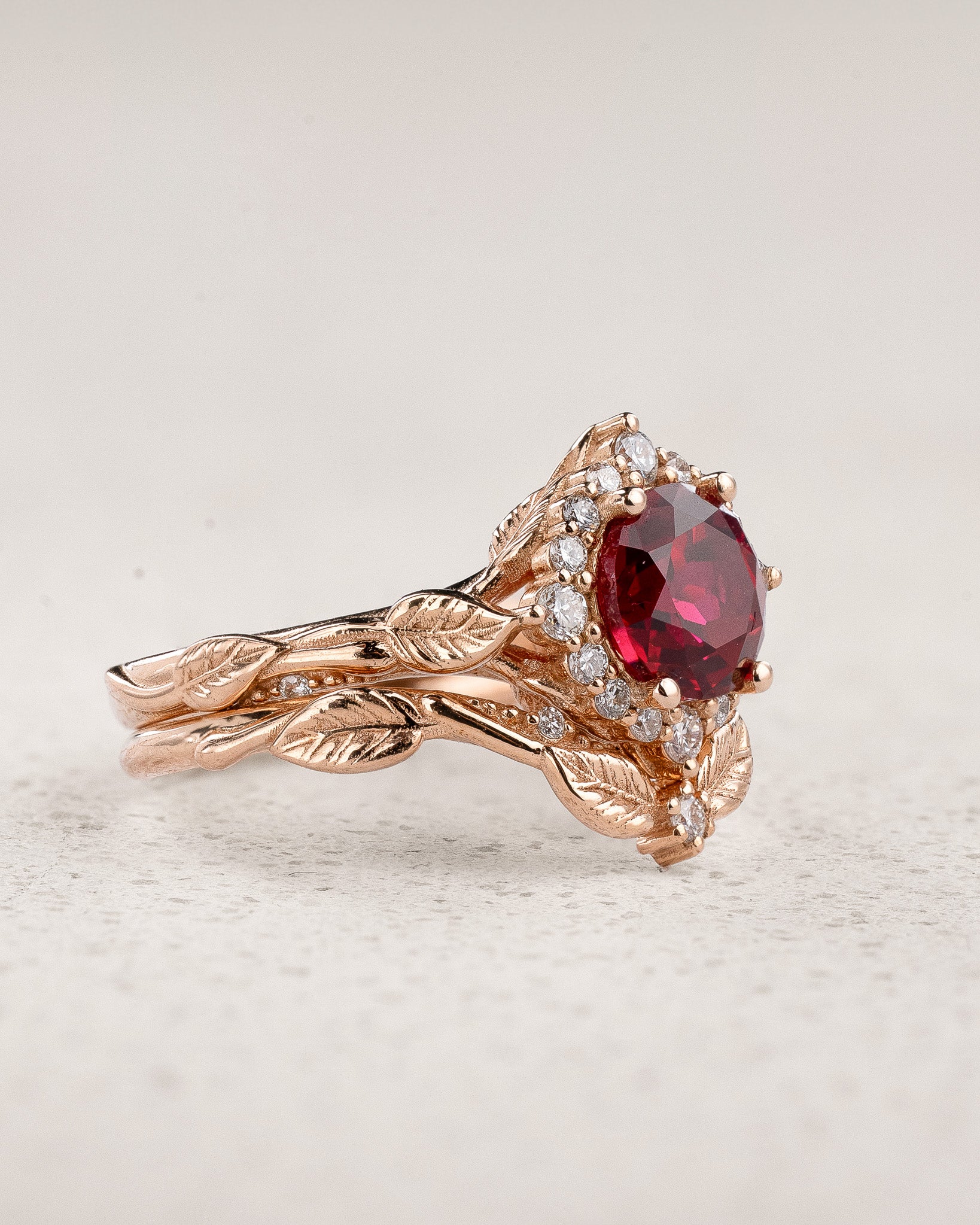 Bridal Set with Round (Lab-Grown) Ruby and Diamond Halo / Florentina - Eden Garden Jewelry™