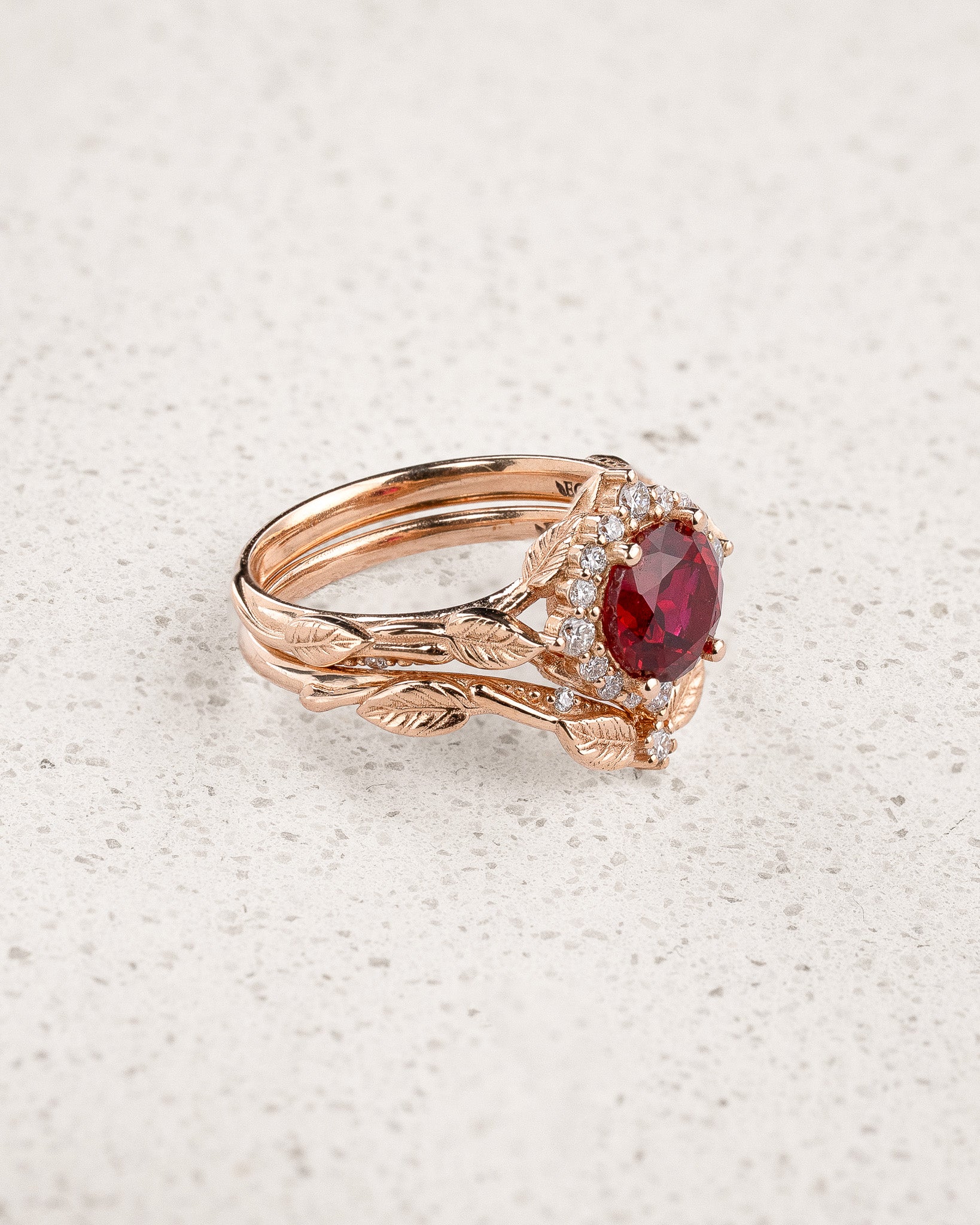 Bridal Set with Round (Lab-Grown) Ruby and Diamond Halo / Florentina - Eden Garden Jewelry™