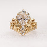 Bridal Set with Oval Lab-grown Diamond & Gold Swirly Foliage / Sophie