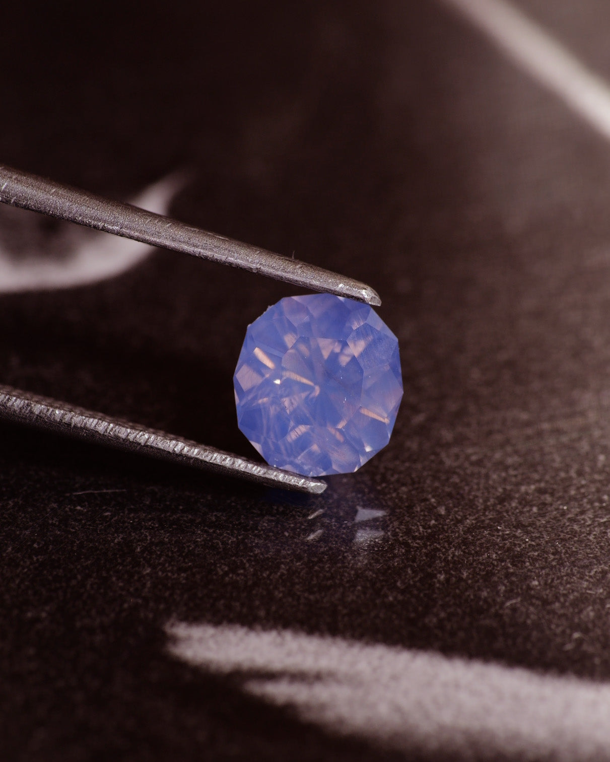 Opalescent fantasy sapphire | natural, mermaid pinkish purple color, flower cut, 6.8x6.2mm, 1.27ct - Eden Garden Jewelry™