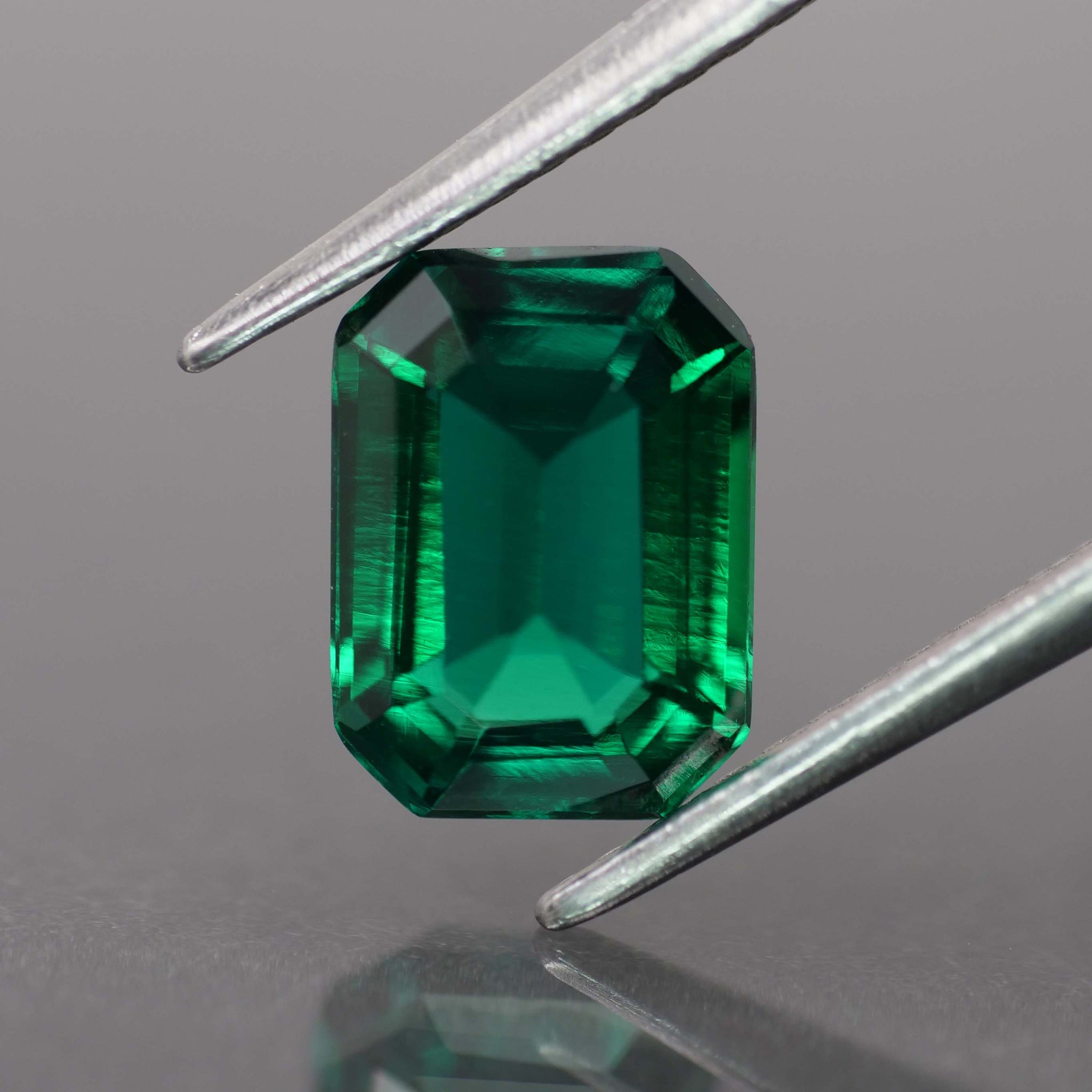 Emerald | Lab-Created Hydrothermal, emerald-cut, 8x6mm, 1.5ct