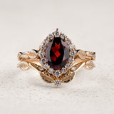 Elegant Bridal Set with Oval Red Garnet Engagement Ring and Perfectly Matching Wedding Band / Florentina - Eden Garden Jewelry™
