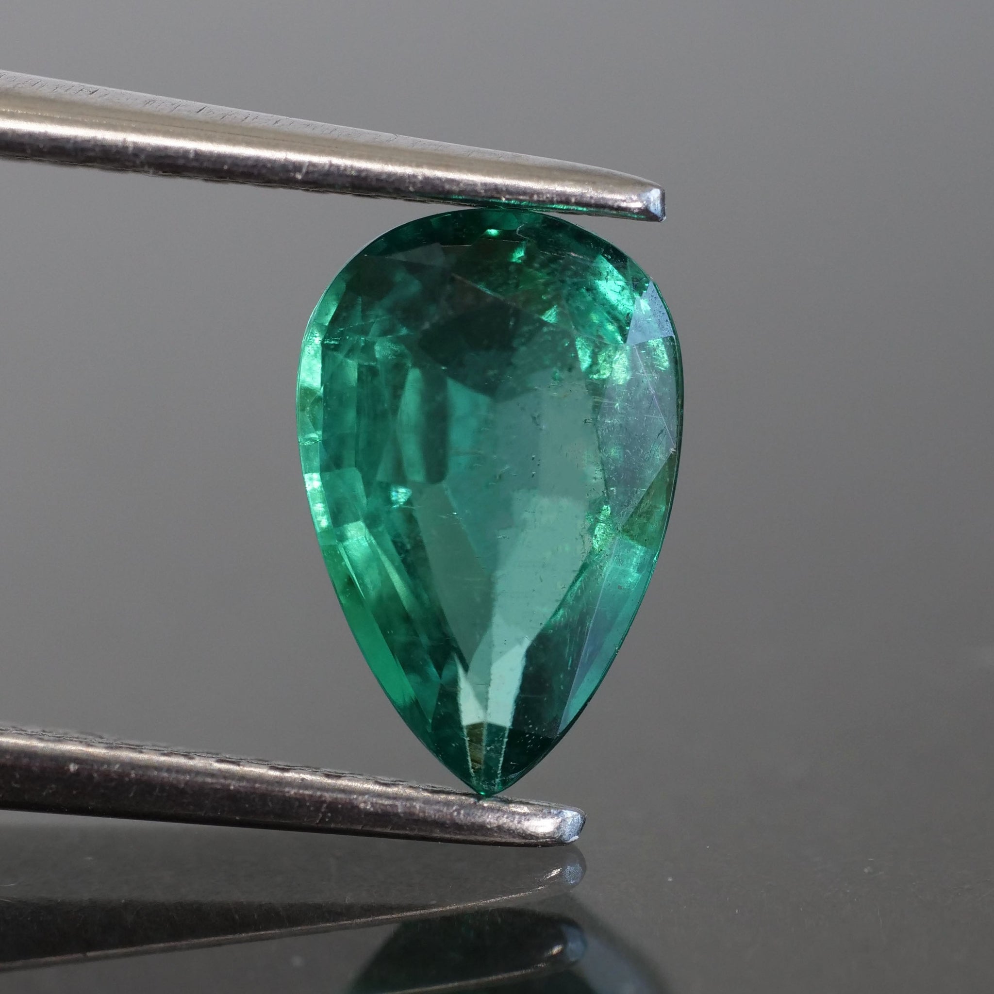 Emerald | natural, green, 9x6mm, AAAA quality, Zambia 1.22ct - Eden Garden Jewelry™