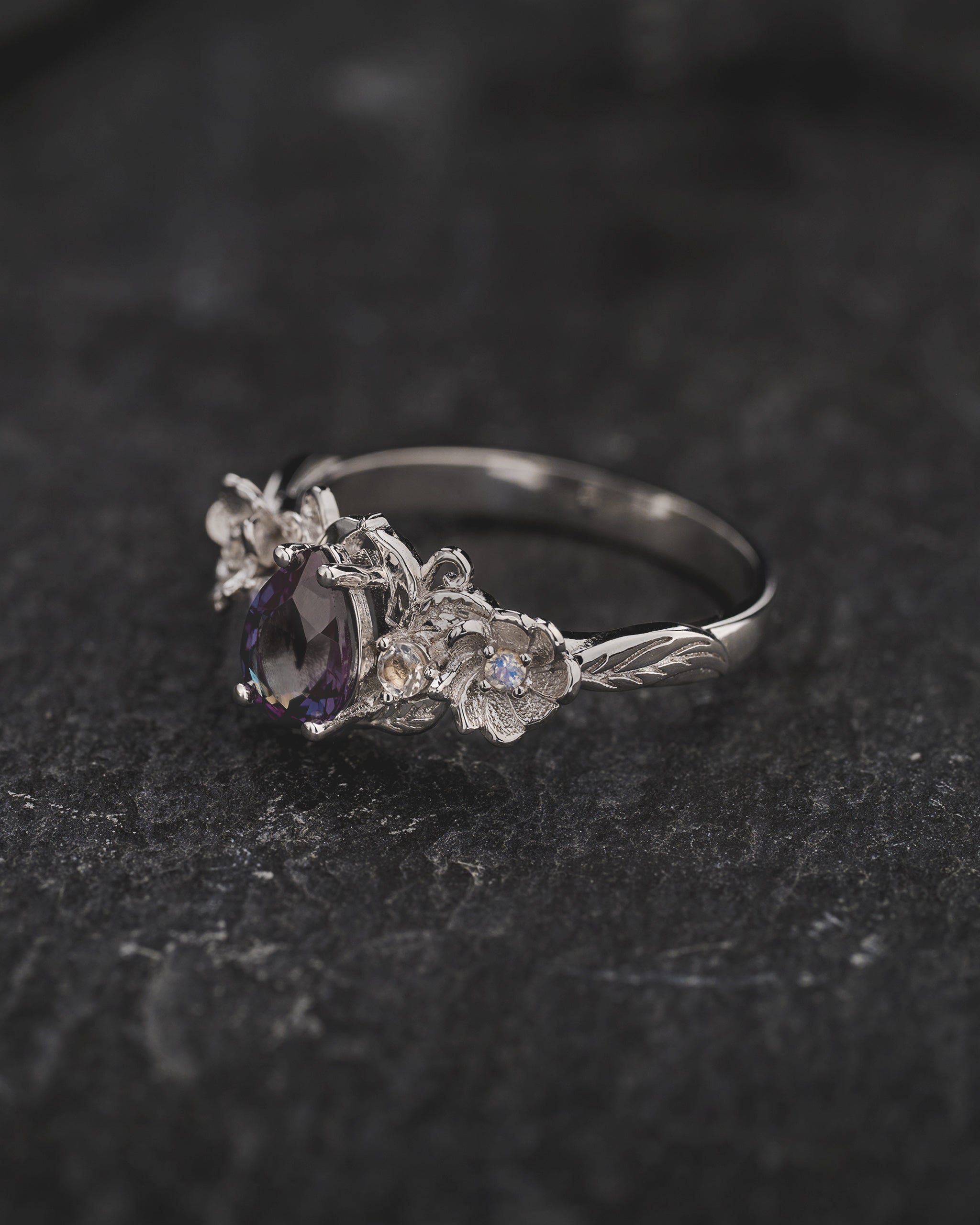 Engagement Ring with Pear-Cut Colour-Changing Alexandrite and Moonstones / Adelina - Eden Garden Jewelry™