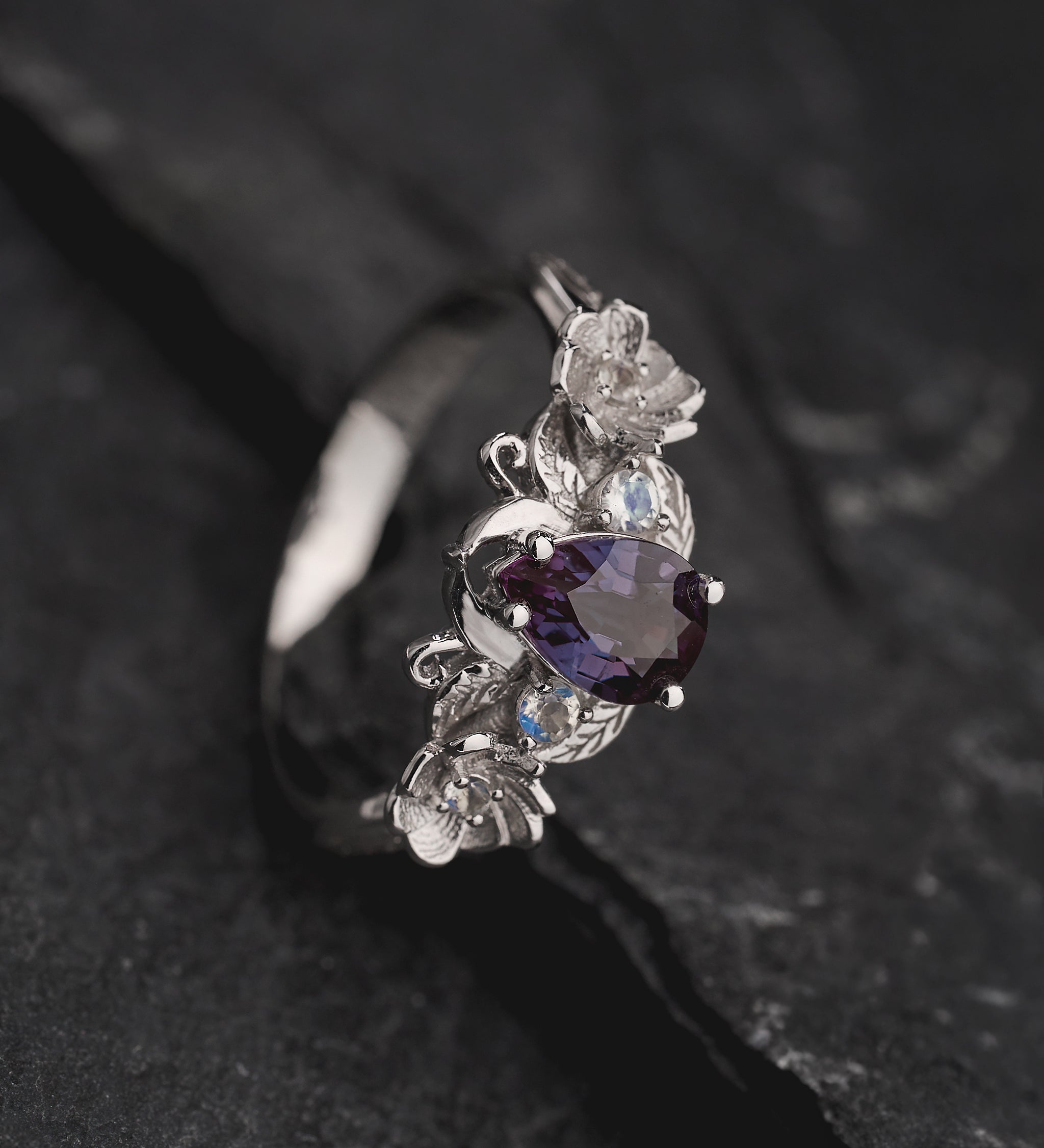 Engagement Ring with Pear-Cut Colour-Changing Alexandrite and Moonstones / Adelina - Eden Garden Jewelry™
