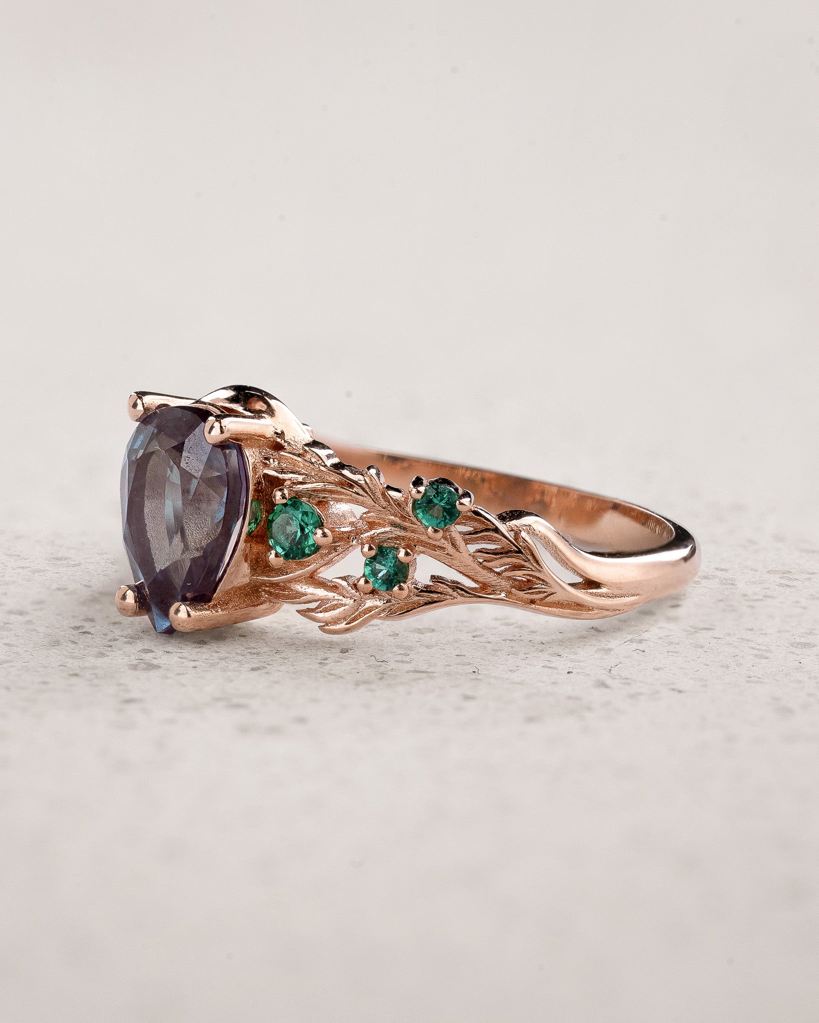 Сolor-Сhanging Alexandrite Engagement Ring with Accent Emeralds / Japanese Maple - Eden Garden Jewelry™