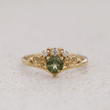 Ivy leaves engagement ring with peridot and diamonds / Ariadne