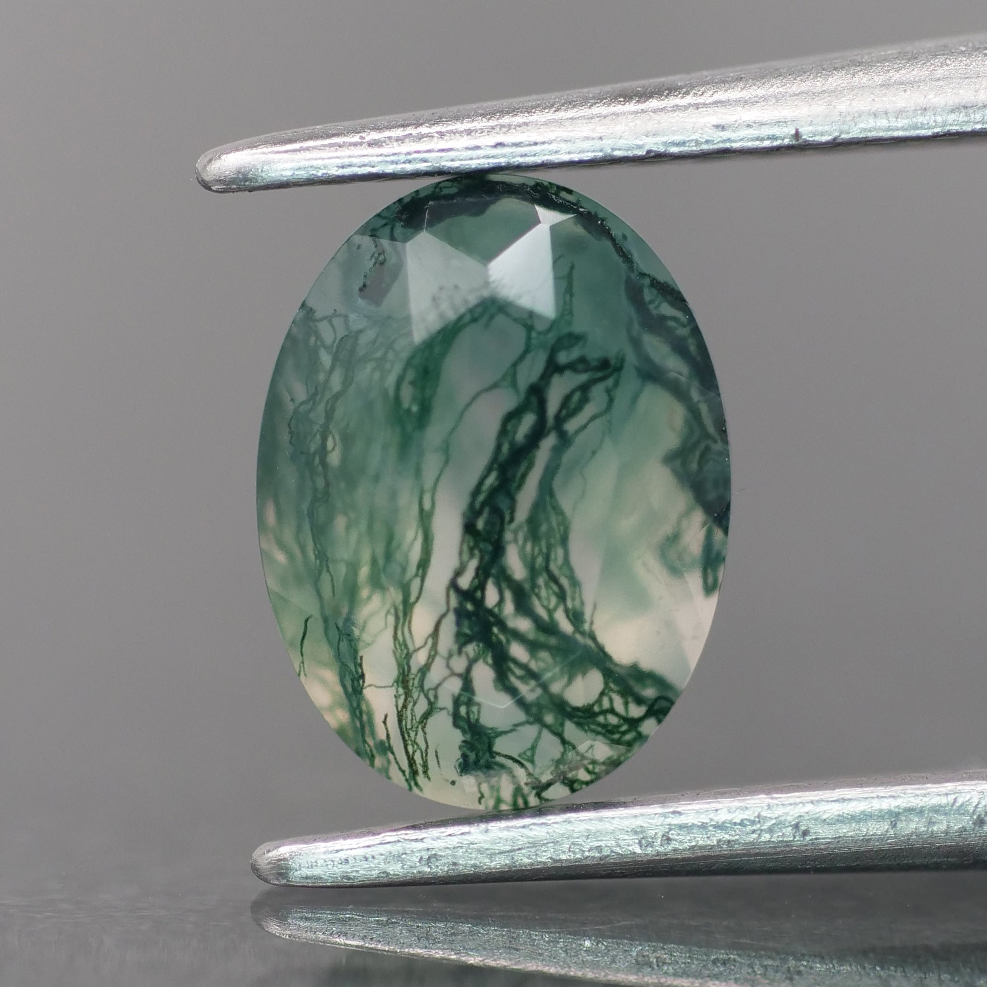 Moss agate | green color, oval-cut, 8x6mm, 1.1ct - choose yours