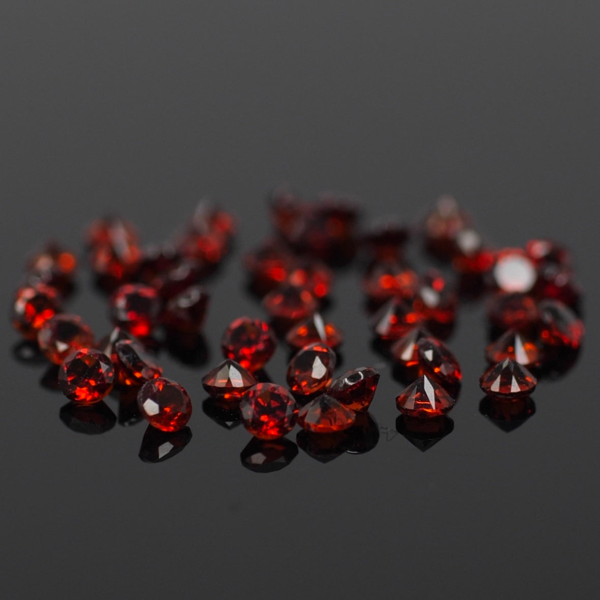 Garnet | natural, red color, round-cut, accent stone - Eden Garden Jewelry™