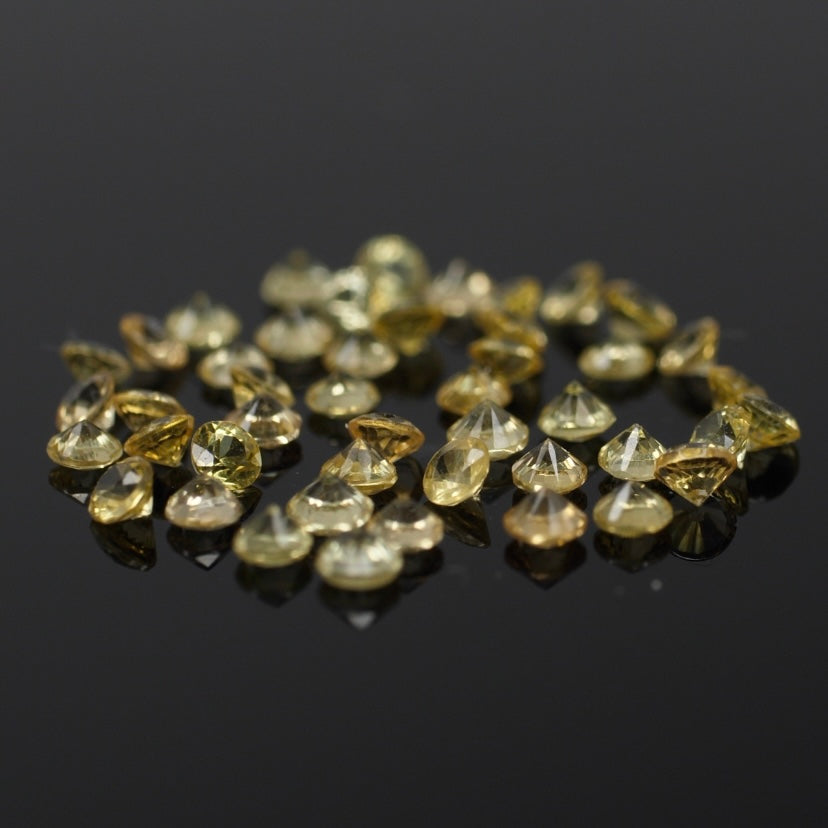 Sapphire | natural, yellow color, round-cut, accent stones - Eden Garden Jewelry™