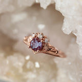 Ariadne | engagement ring, 5 mm central gemstone