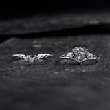 Ivy Leaves Bridal Set with Trillion-Cut  (Lab-grown) Diamond / Ariadne - Eden Garden Jewelry™