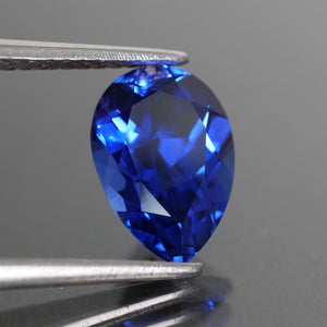 Blue Sapphire | lab created, pear cut 10x7mm, VS 2.30ct - Eden Garden Jewelry™