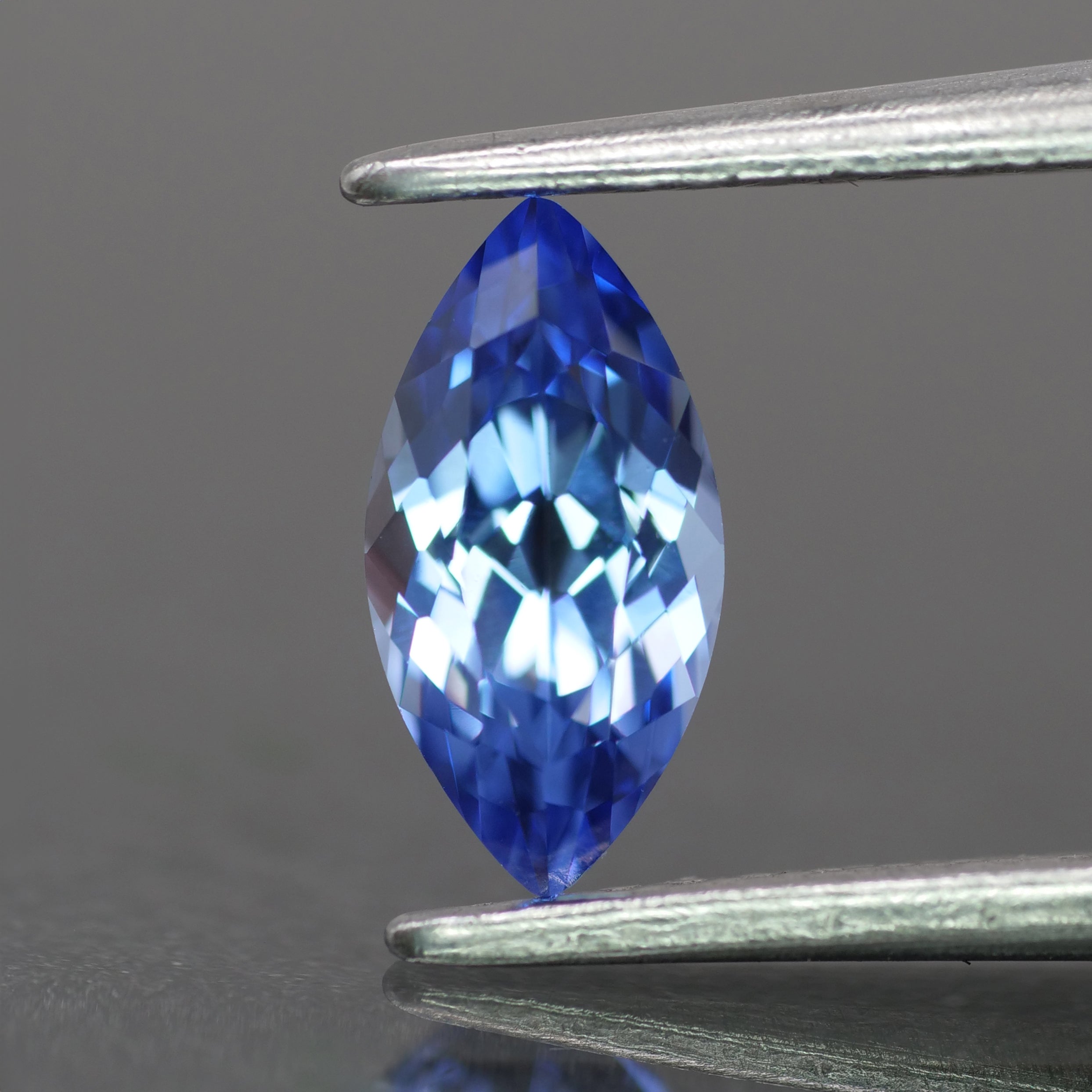 Sapphire | Light Blue color, lab-grown, marquise-cut, 8x4mm, 0.8ct - Eden Garden Jewelry™