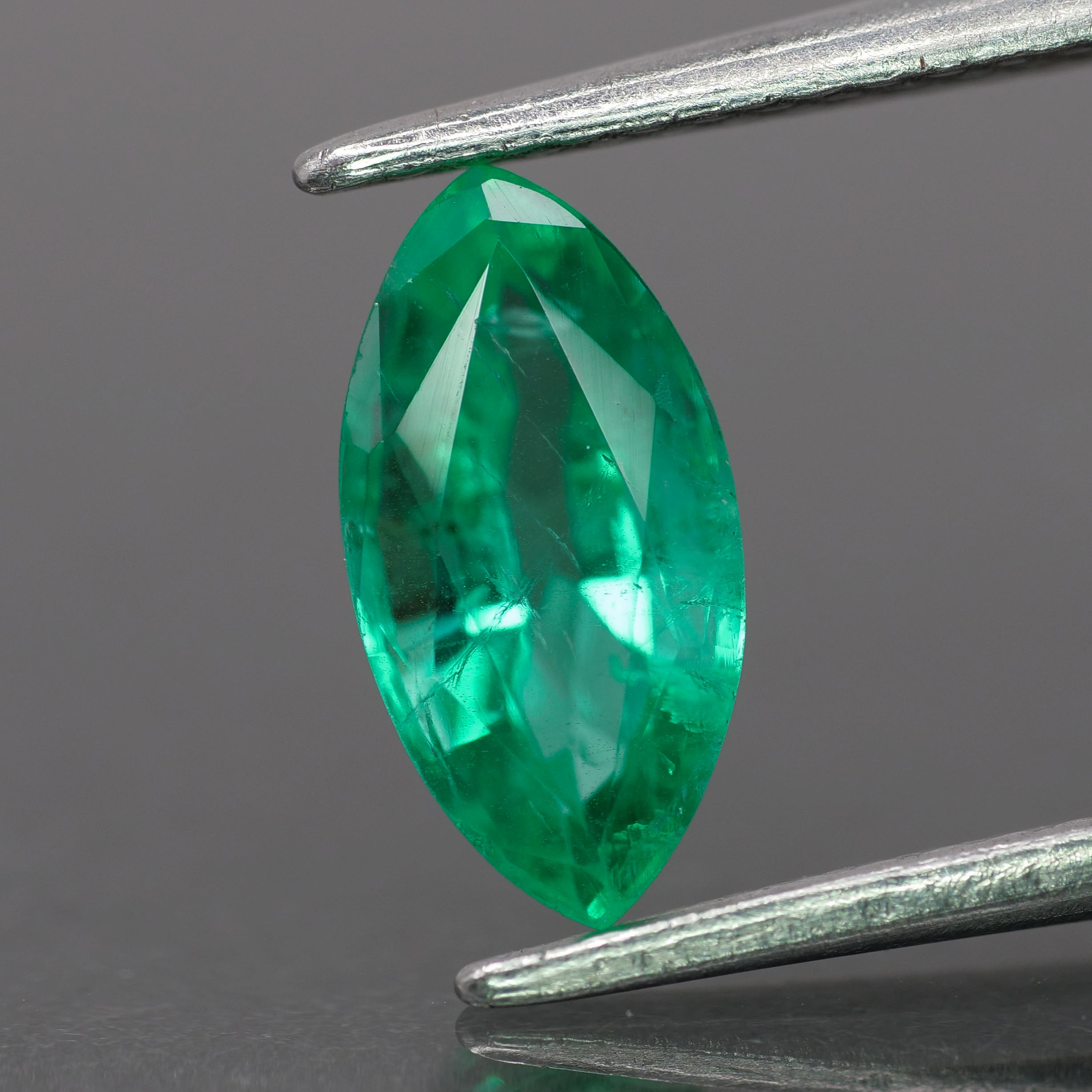 Emerald | natural, green color, marquise-cut, *9x4.5mm, 1ct - Eden Garden Jewelry™