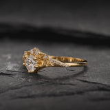 Magnificent Engagement Ring with Round (Lab-grown) Diamond / Amelia