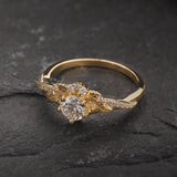 Magnificent Engagement Ring with Round (Lab-grown) Diamond / Amelia