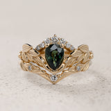 Majestic Bridal Set with Pear-Cut Green Sapphire Crowned with Diamonds / Palmira Crown - Eden Garden Jewelry™