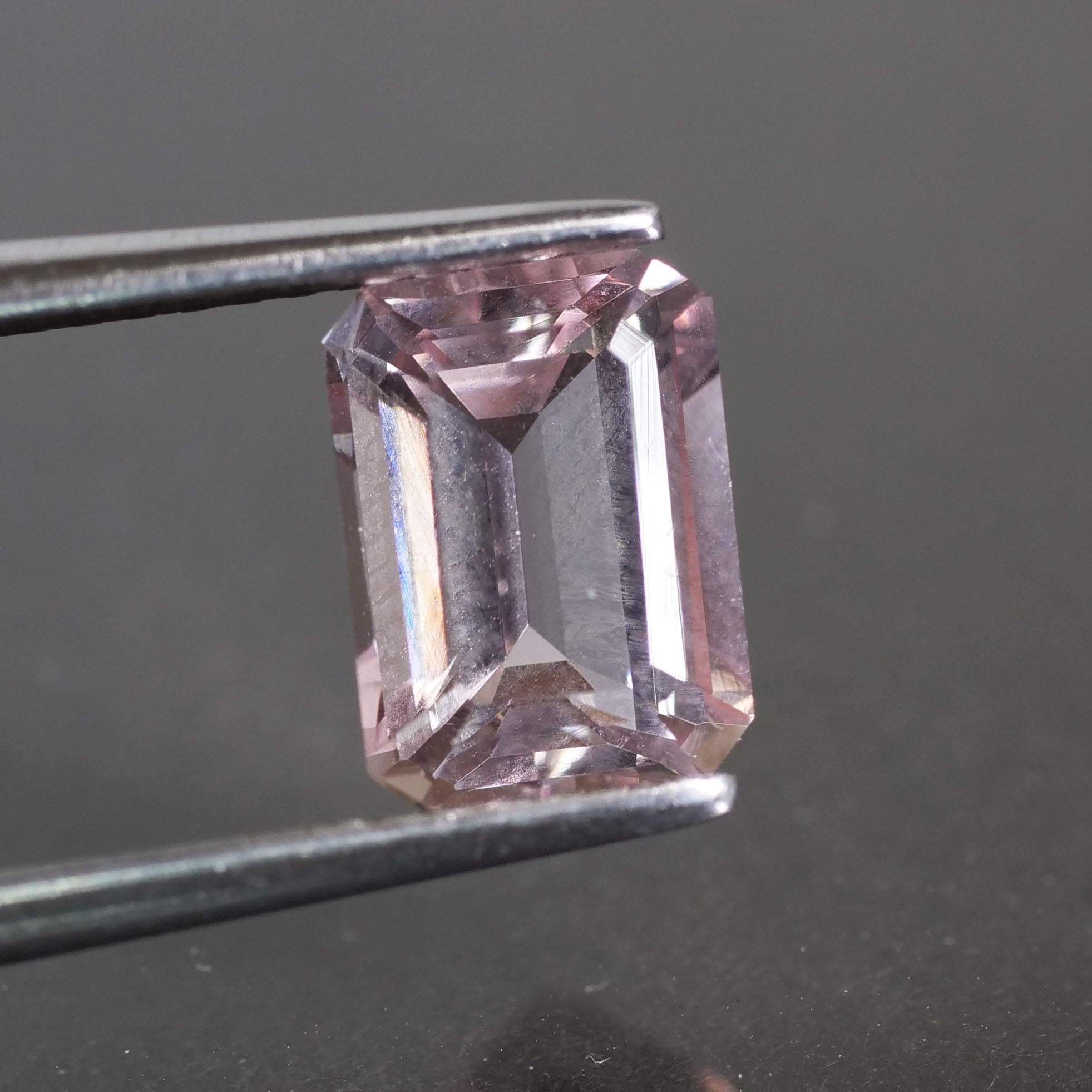 Morganite | natural, pink, octagon cut 8x6mm, VS, 1.35 ct - Eden Garden Jewelry™