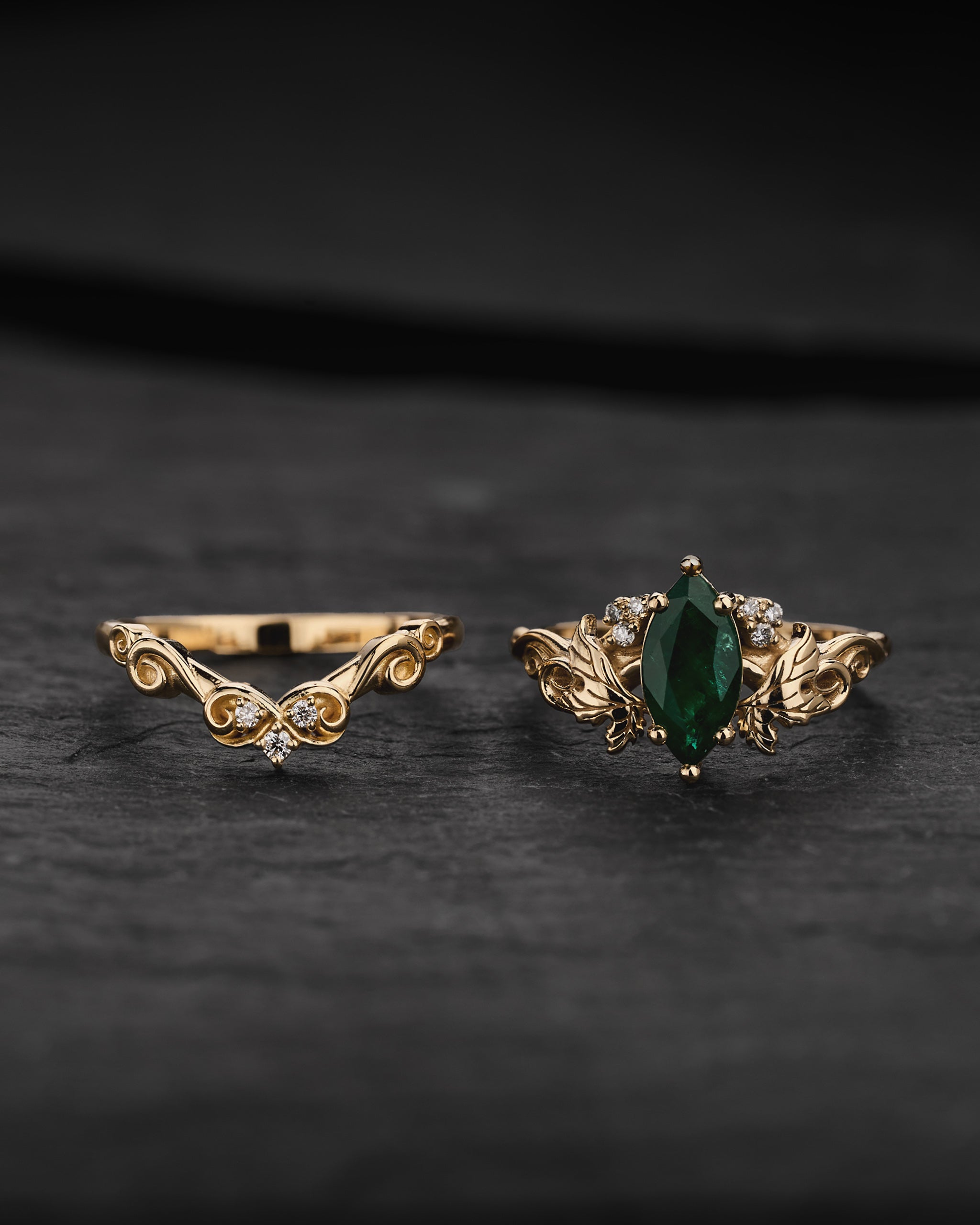 Natural Emerald Bridal Set with Matching Wedding Band / Vineyard - Eden Garden Jewelry™