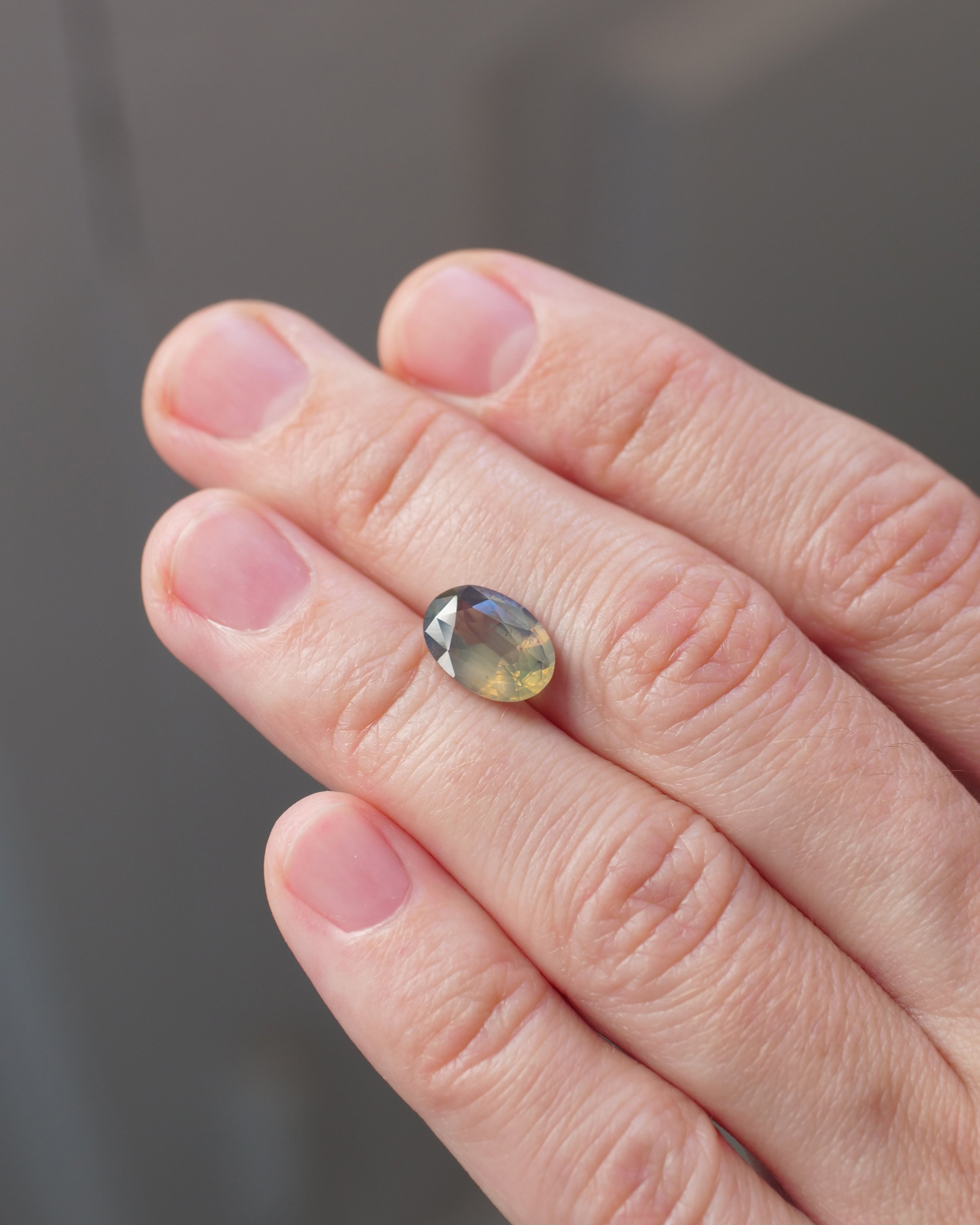 Opalescent Sapphire | natural, hazy waves: yellowish green color, oval-cut, 10x7mm, *2.5ct - Eden Garden Jewelry™