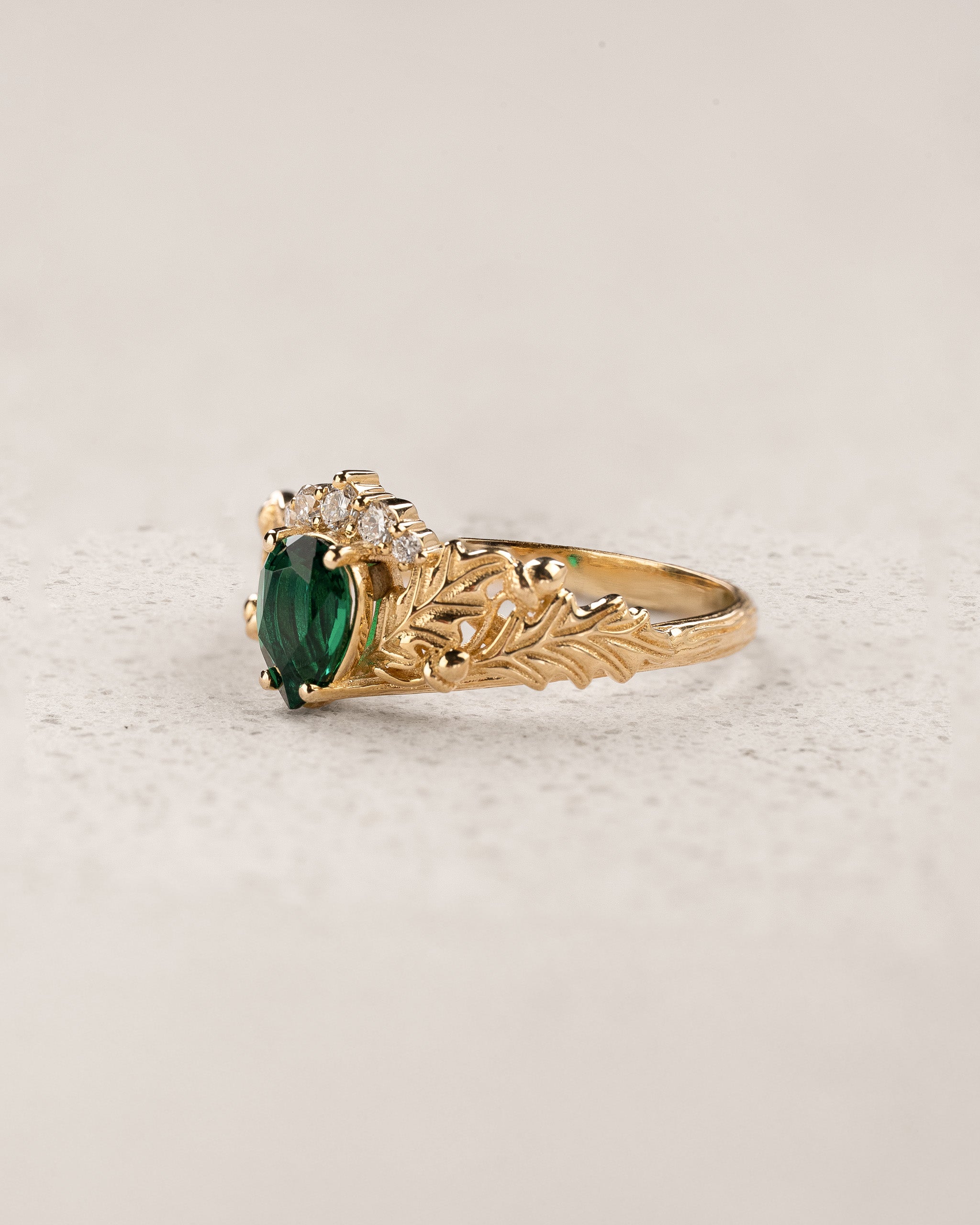Oak Leaves Engagement Ring with Pear-Cut Emerald and Diamond Crown / Royal Oak - Eden Garden Jewelry™