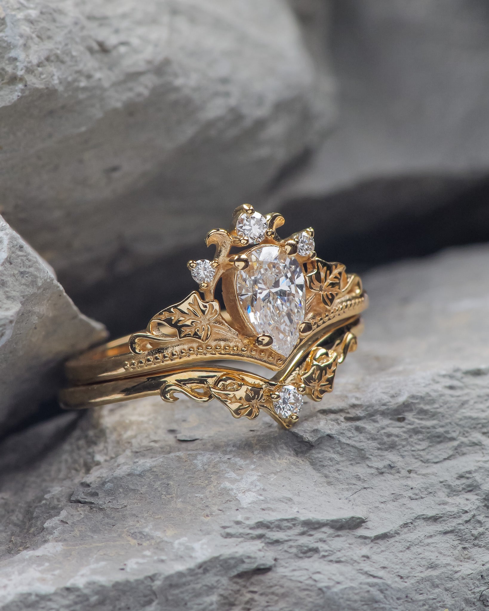 READY TO SHIP: Ariadne bridal set in 14K yellow gold, pear cut lab grown diamond 7x5 mm, accents lab grown diamonds, RING SIZE: 5.5 - 8.5 US US - Eden Garden Jewelry™