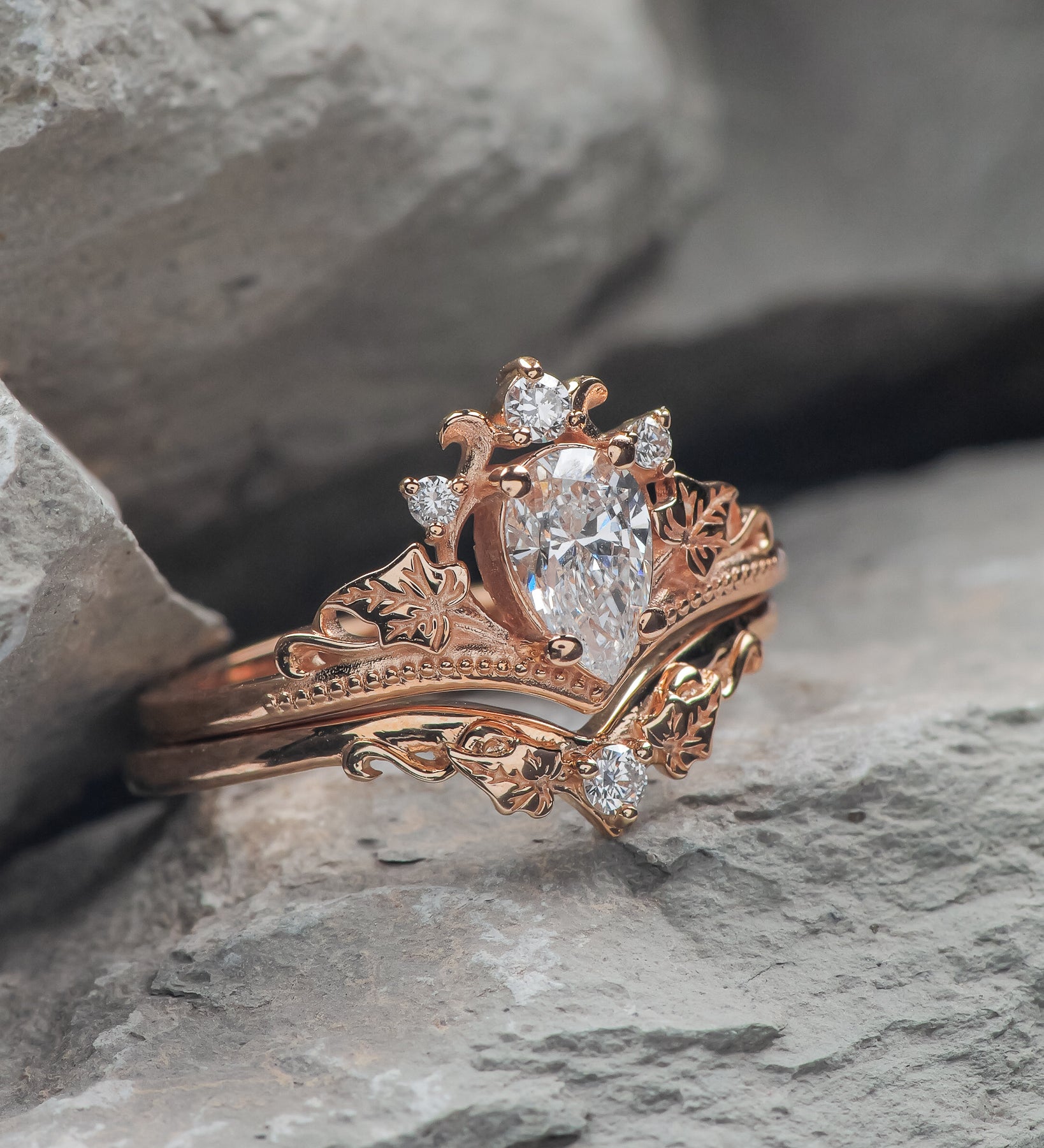 READY TO SHIP: Ariadne bridal set in 18K rose gold, pear cut lab grown diamond 7x5 mm, accents lab grown diamonds, RING SIZE: 5.5 - 8.5 US US - Eden Garden Jewelry™