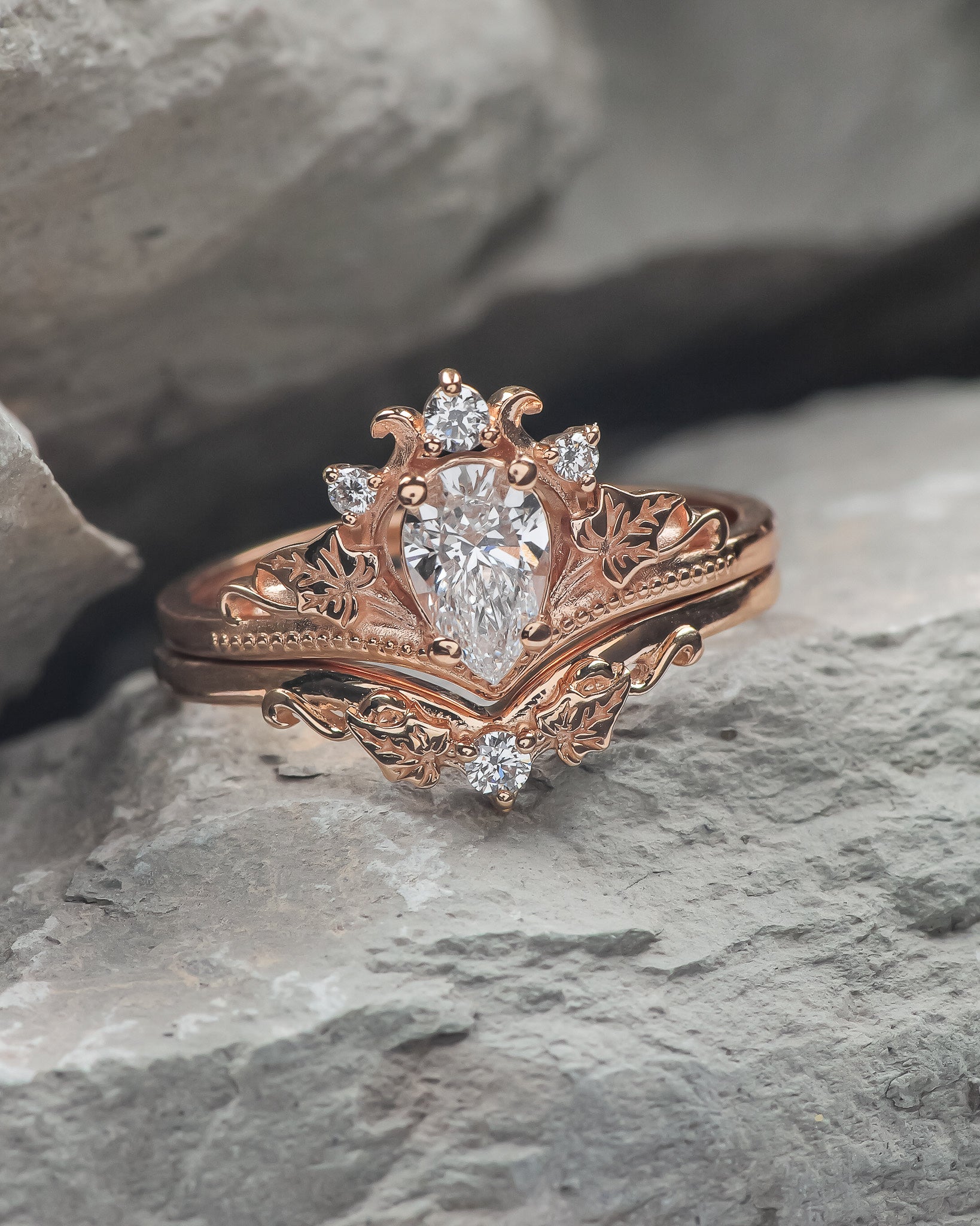 READY TO SHIP: Ariadne bridal set in 18K rose gold, pear cut lab grown diamond 7x5 mm, accents lab grown diamonds, RING SIZE: 5.5 - 8.5 US US - Eden Garden Jewelry™