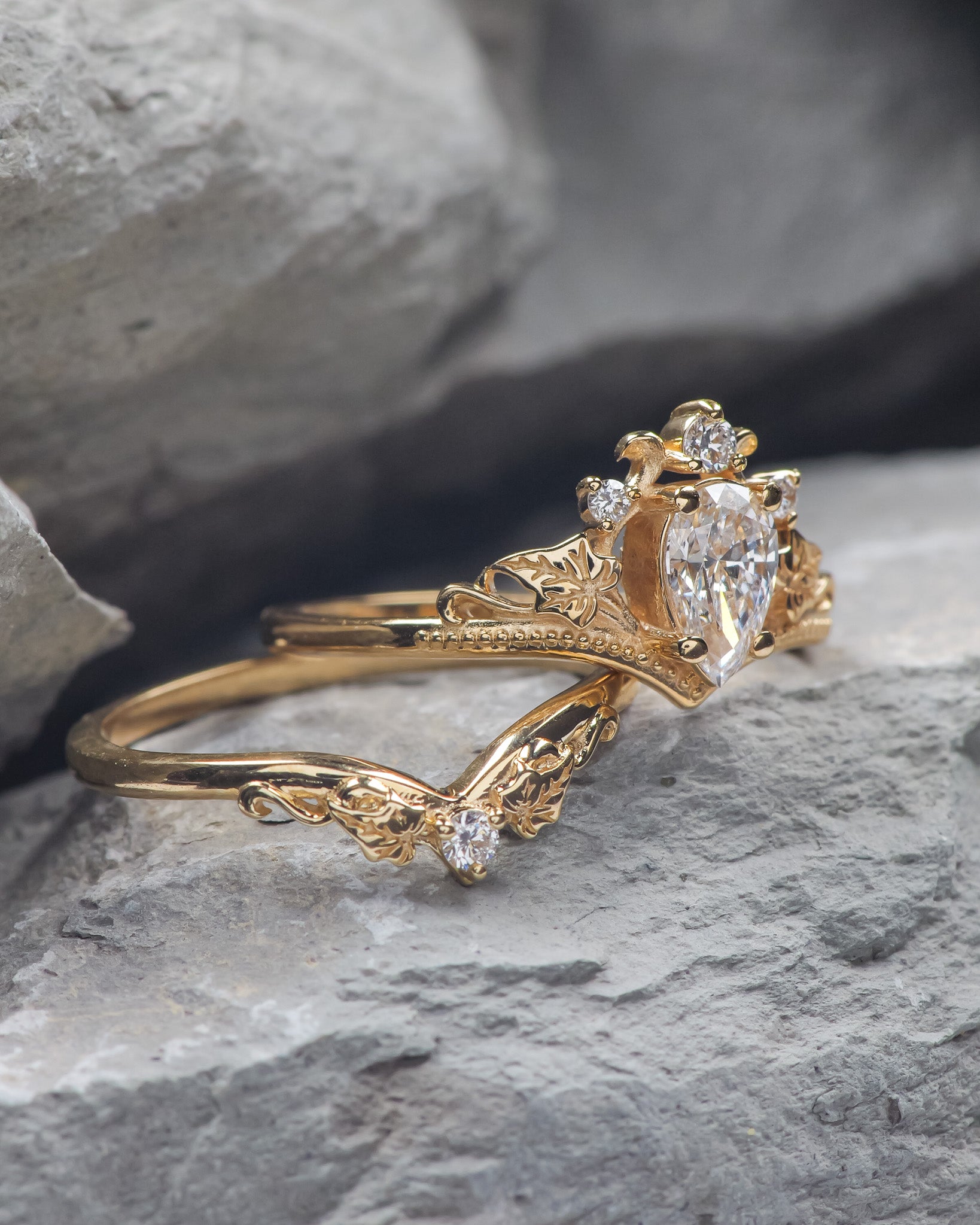 READY TO SHIP: Ariadne bridal set in 14K yellow gold, pear cut lab grown diamond 7x5 mm, accents lab grown diamonds, RING SIZE: 5.5 - 8.5 US US - Eden Garden Jewelry™