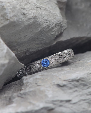 READY TO SHIP: Ivy wedding band in 14K white gold with a blue sapphire and moissanites, RING SIZE 9 US