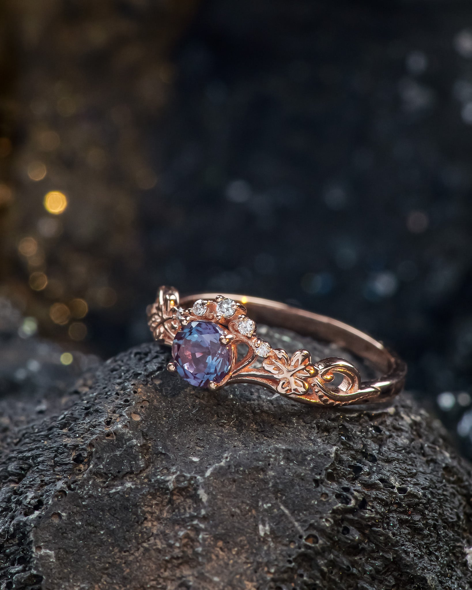Colour changing alexandrite ring, elvish engagement ring / Horta - Eden Garden Jewelry™