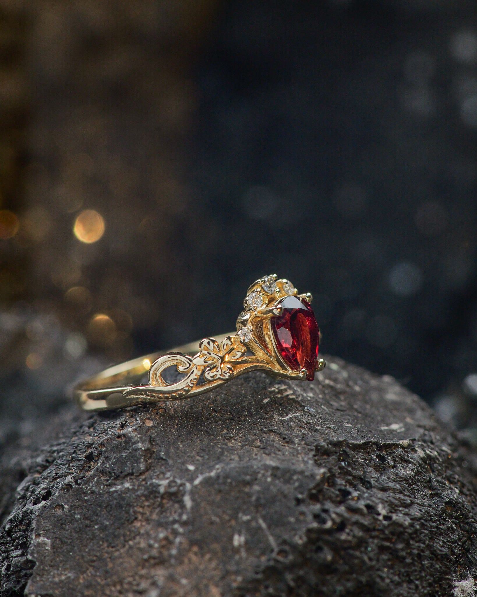 READY TO SHIP: Horta engagement ring with natural garnet and lab diamonds, 14K yellow gold, RING SIZES: 5.5 - 8.5 US