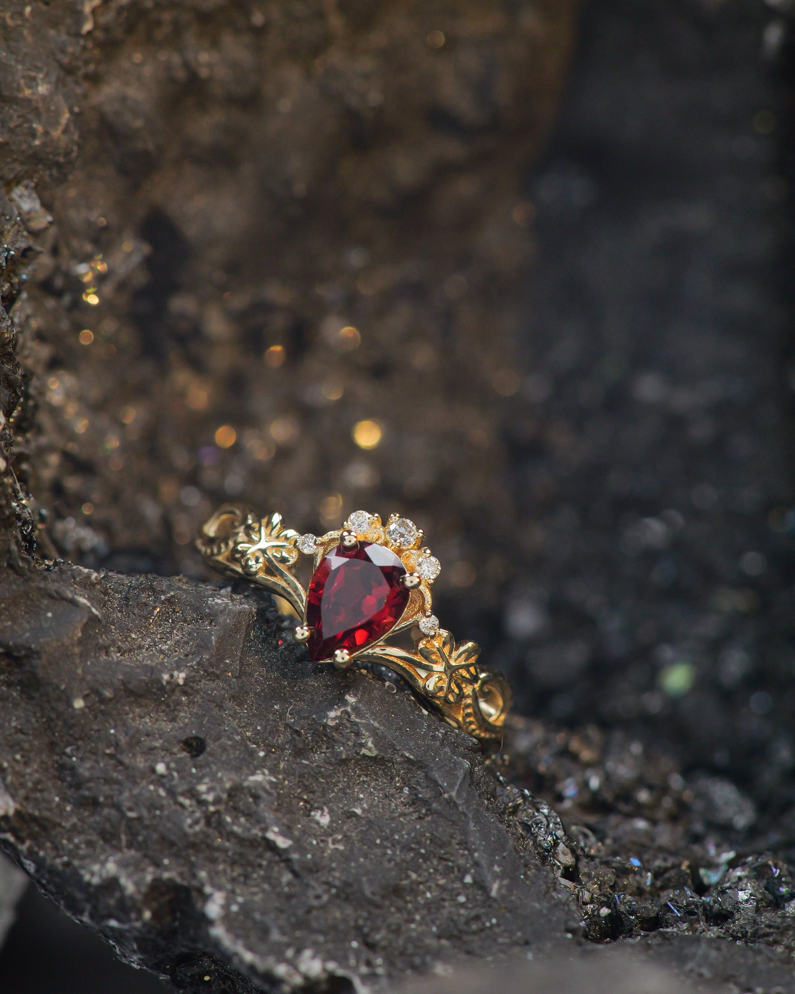 READY TO SHIP: Horta engagement ring with natural garnet and lab diamonds, 14K yellow gold, RING SIZES: 5.5 - 8.5 US