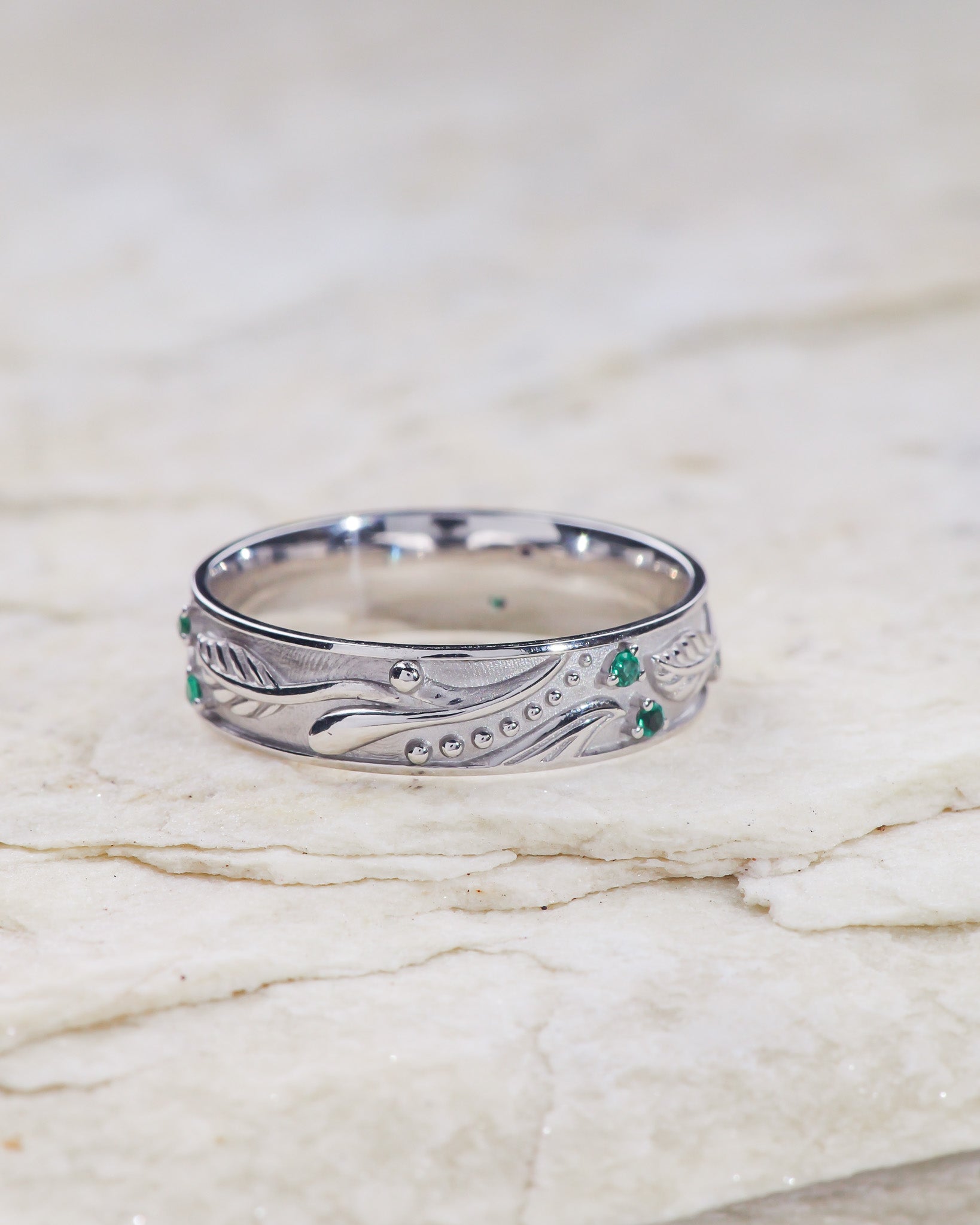 Fantasy inspired wedding band with emeralds / Callisto - Eden Garden Jewelry™