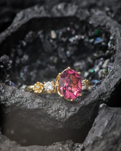 READY TO SHIP: Fiorella engagement ring in 14K yellow gold, natural pink spinel oval cut, accent lab grown diamonds, RING SIZE: 5.5 - 8.5 US - Eden Garden Jewelry™