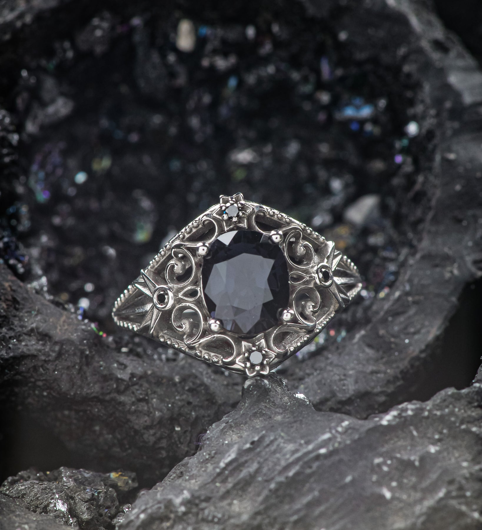 READY TO SHIP: Cosmic engagement ring with grey spinel and black diamonds / Galaxia, RING SIZE 7 US - Eden Garden Jewelry™