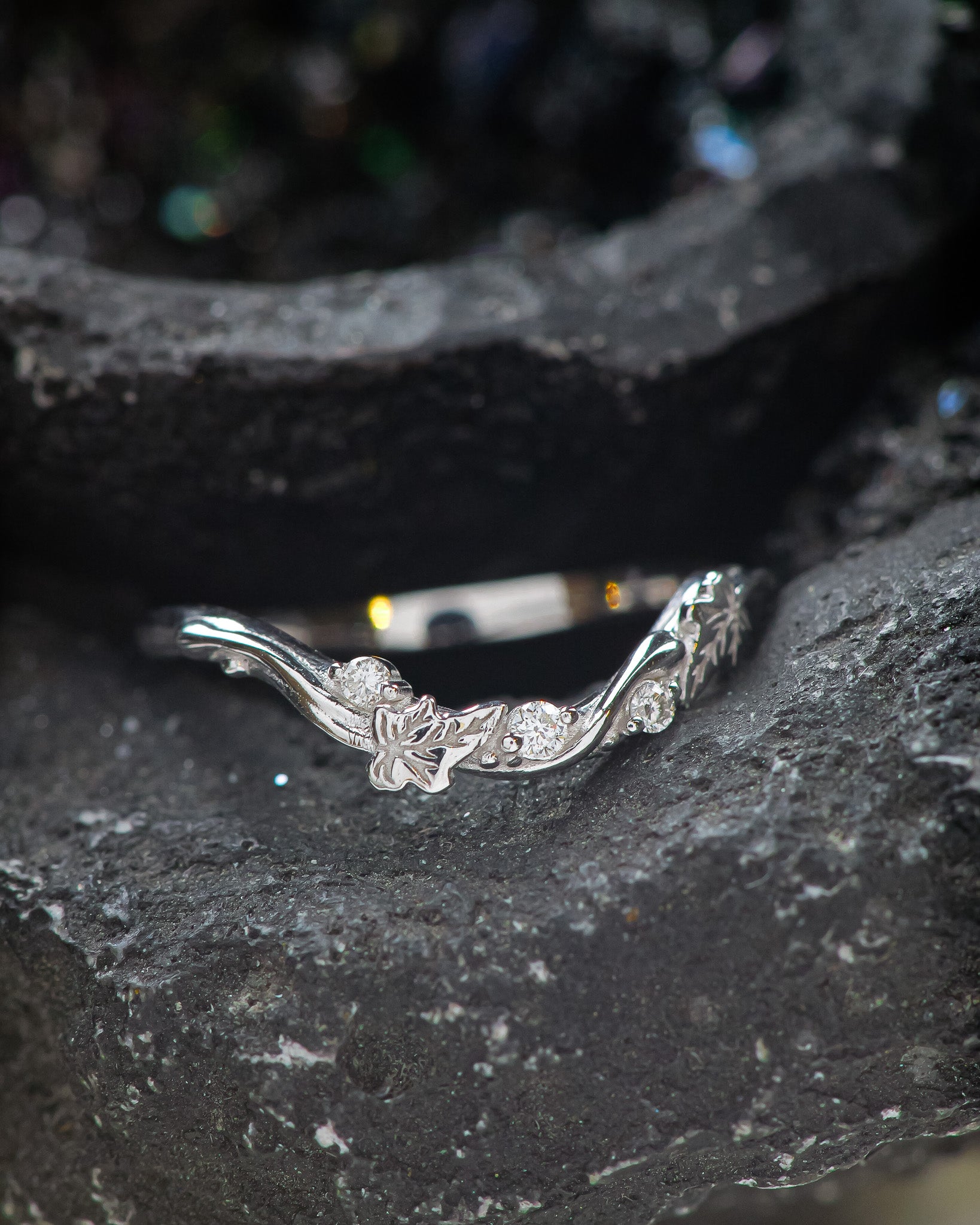 Curved ivy leaves wedding band with diamonds | Matching ring for Undina Ivy - Eden Garden Jewelry™