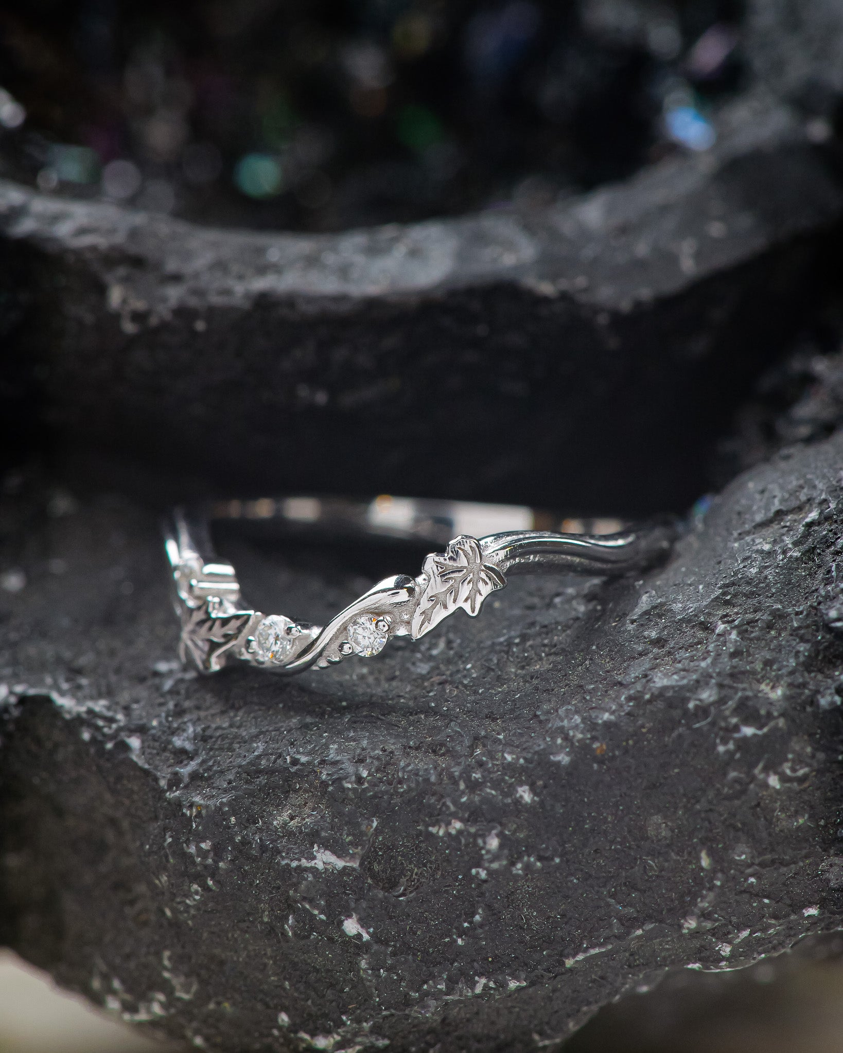 Curved ivy leaves wedding band with diamonds | Matching ring for Undina Ivy - Eden Garden Jewelry™