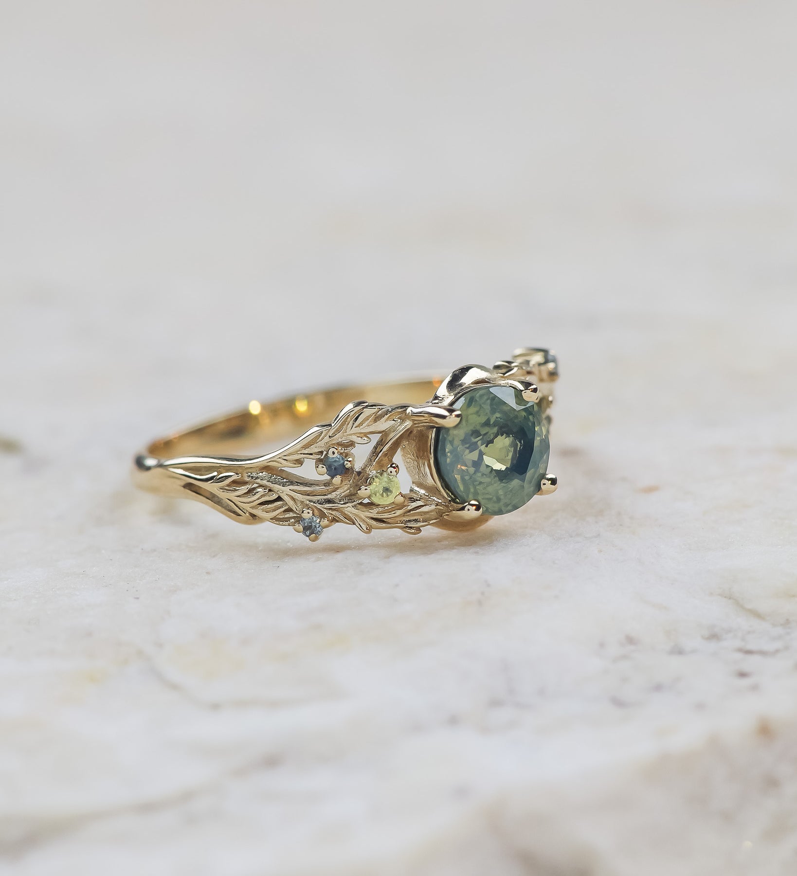 READY TO SHIP: Japanese Maple ring in 14K yellow gold, natural opalescent sapphire with accent sapphires, 6mm, RING SIZE 5.5 - 8.5 US - Eden Garden Jewelry™