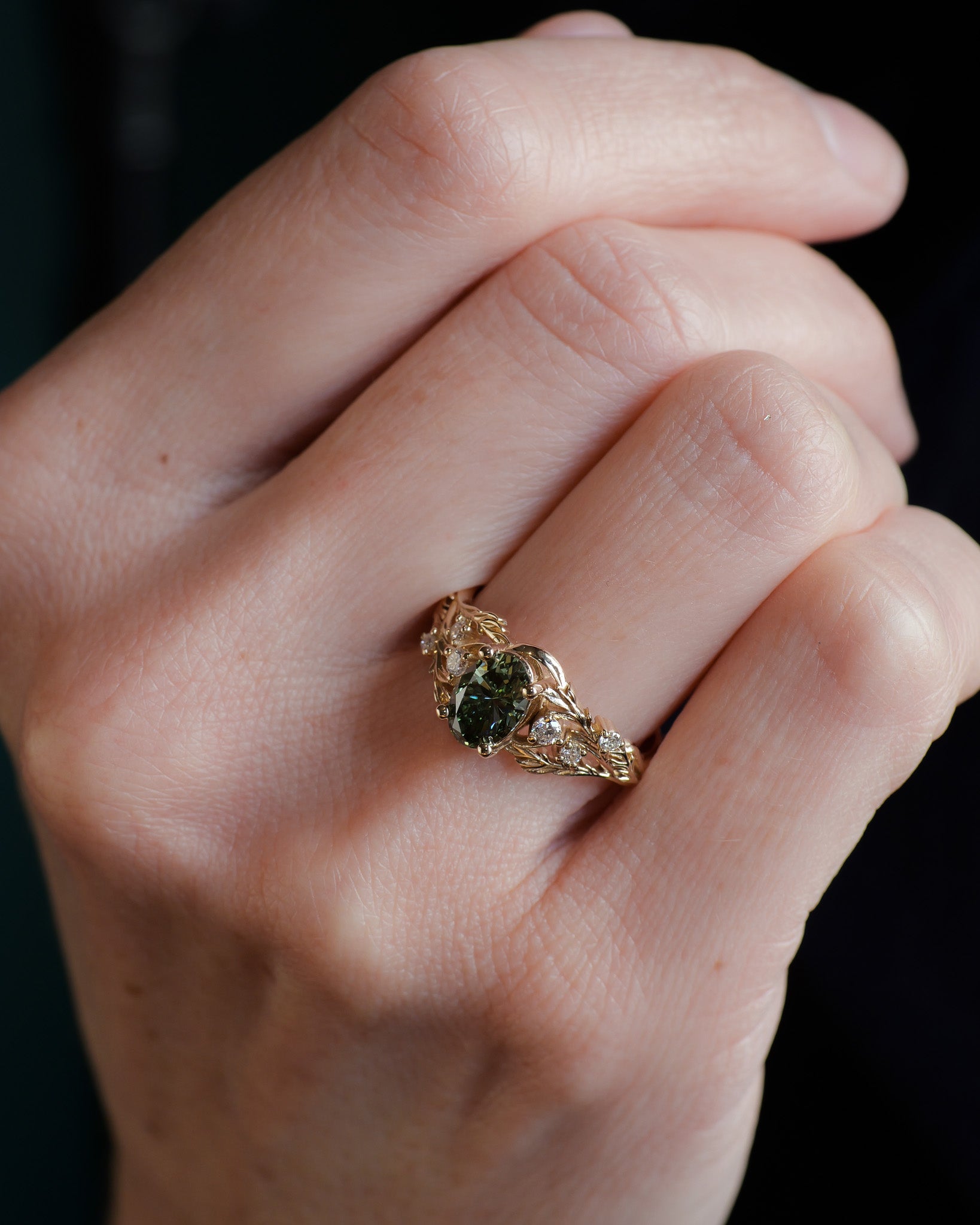 READY TO SHIP Japanese Maple ring with green lab-grown diamond, 14K yellow gold, AVAILABLE RING SIZES: 5.5 - 8.5 US - Eden Garden Jewelry™