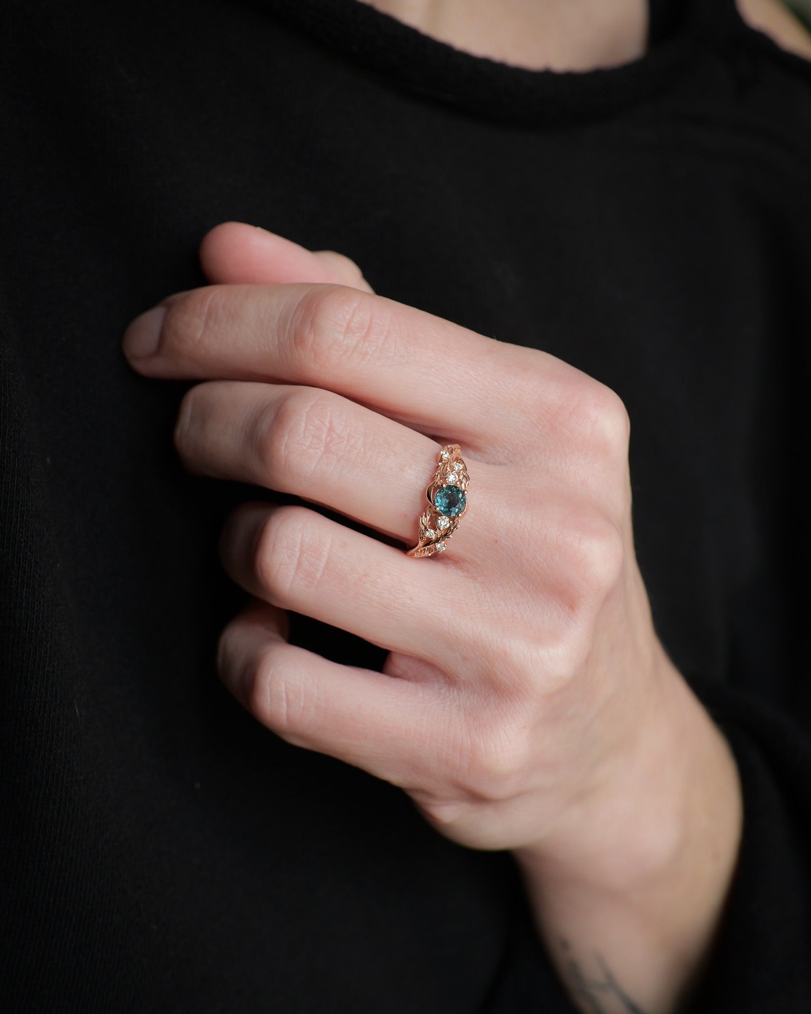 READY TO SHIP Japanese Maple ring with natural teal sapphire , 14K rose gold, AVAILABLE RING SIZES: 5.5 - 8.5 US - Eden Garden Jewelry™