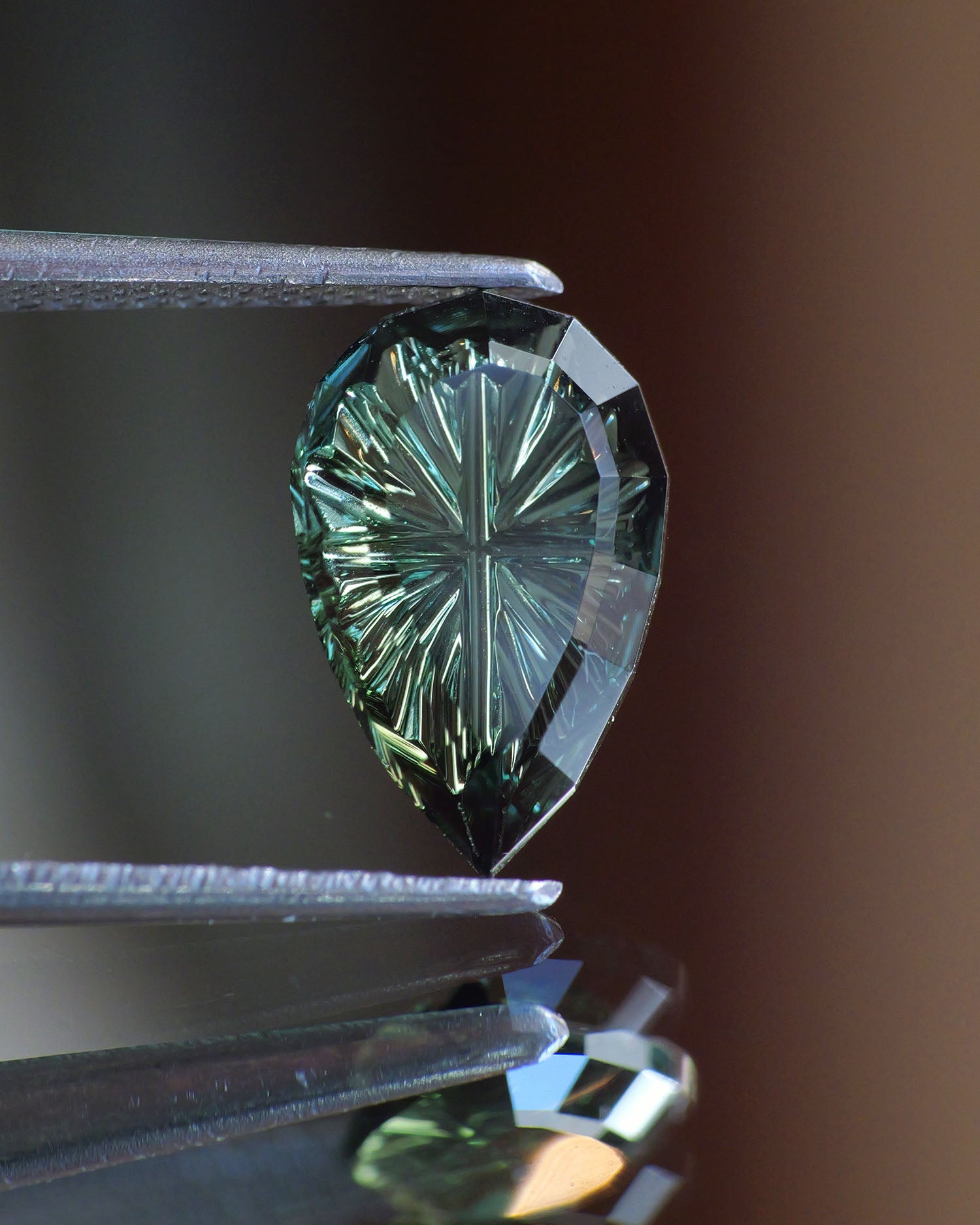 Tourmaline | natural,  vivid green, pear shape, fantasy-cut, *11x7mm, 2 ct - Eden Garden Jewelry™