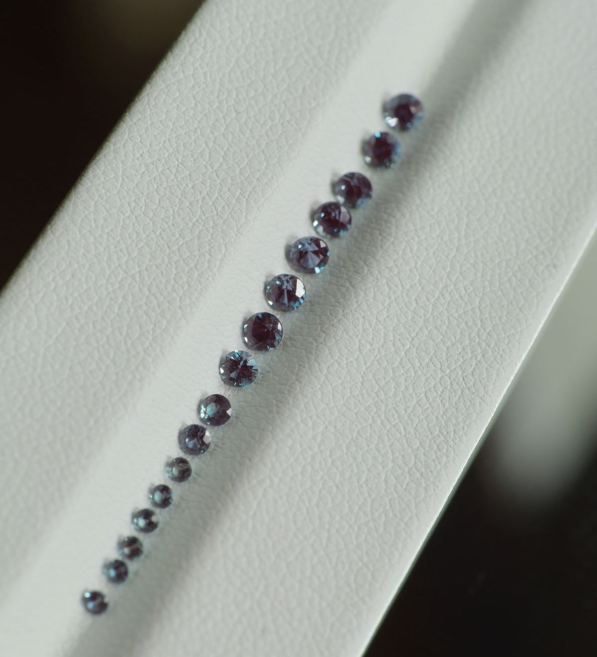 Alexandrite | lab-created, colour changing, round-cut, accent stones - Eden Garden Jewelry™