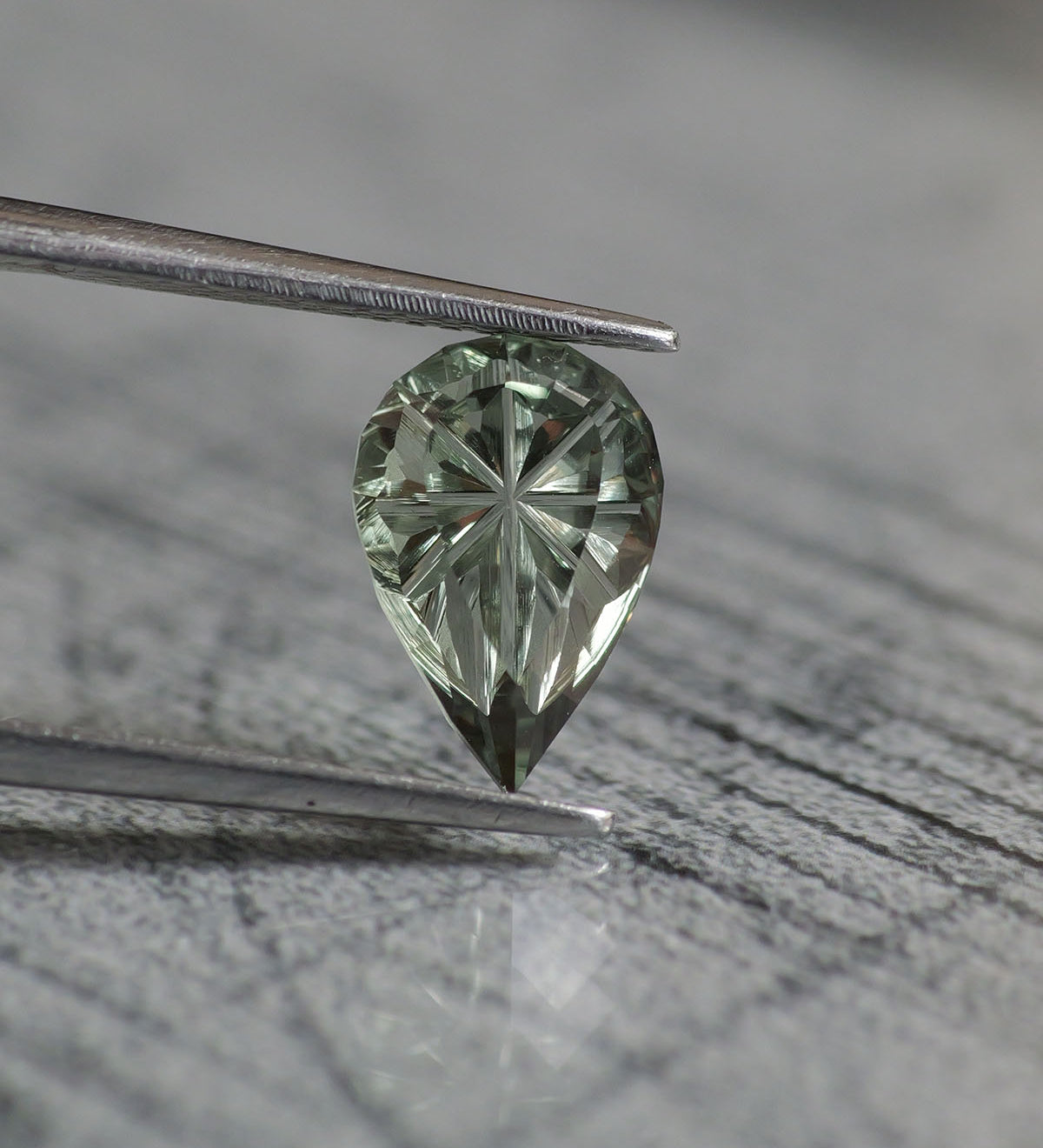 Tourmaline | lab, light green, pear shape, fantasy-cut, 10x7mm, 1.7 ct - Eden Garden Jewelry™